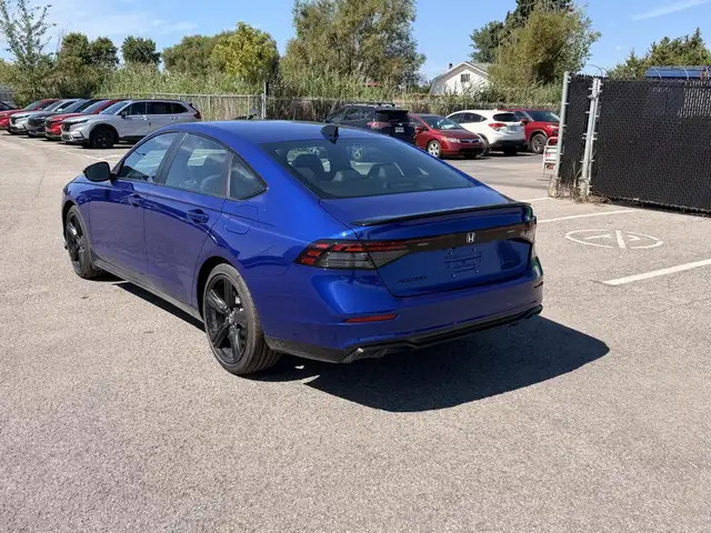 Honda Accord 2026 — photo 7