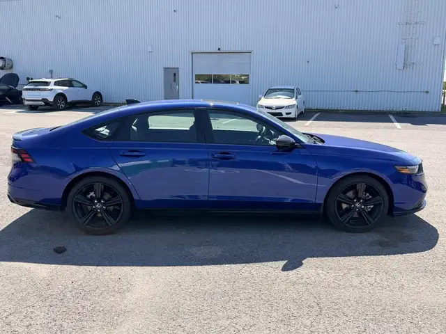 Honda Accord 2026 — photo 4
