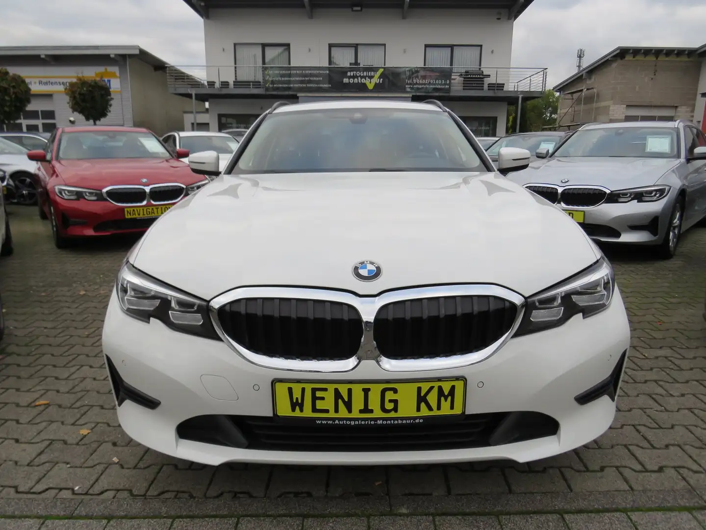 BMW 320 dA touring *1.HAND *AHK *STANDHEIZUNG *HK SOUND Blanc - 2