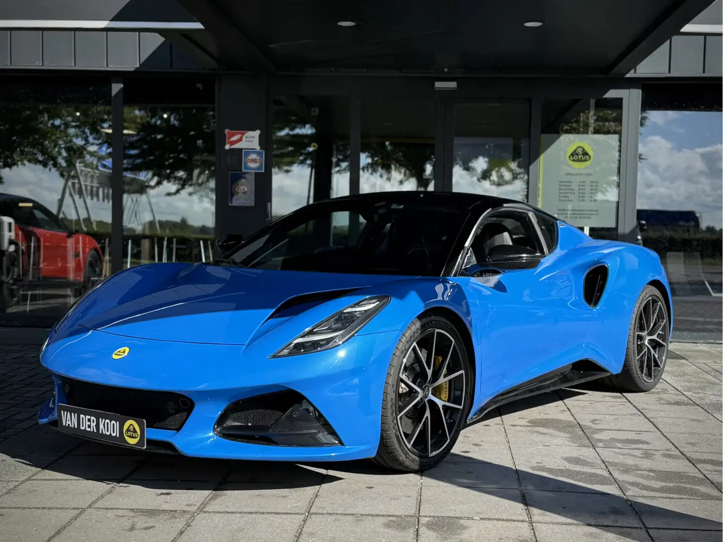 Lotus Emira 3.5 V6 First Edition Handgeschakeld 6 Bak  Zwart D Blau - 1