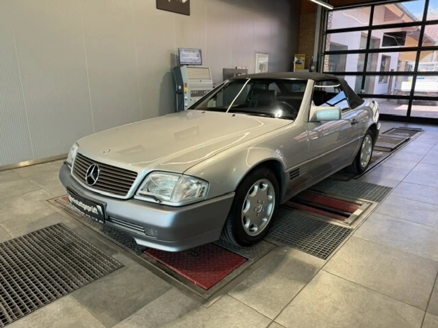 Mercedes-Benz SL 500 ** Top Zustand ** Silber - 1