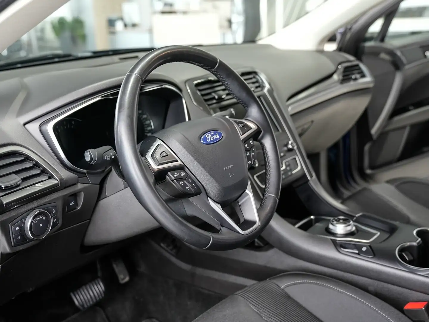 Ford Mondeo Turnier 2.0 Aut. EcoBlue Titanium Kamera Bleu - 2