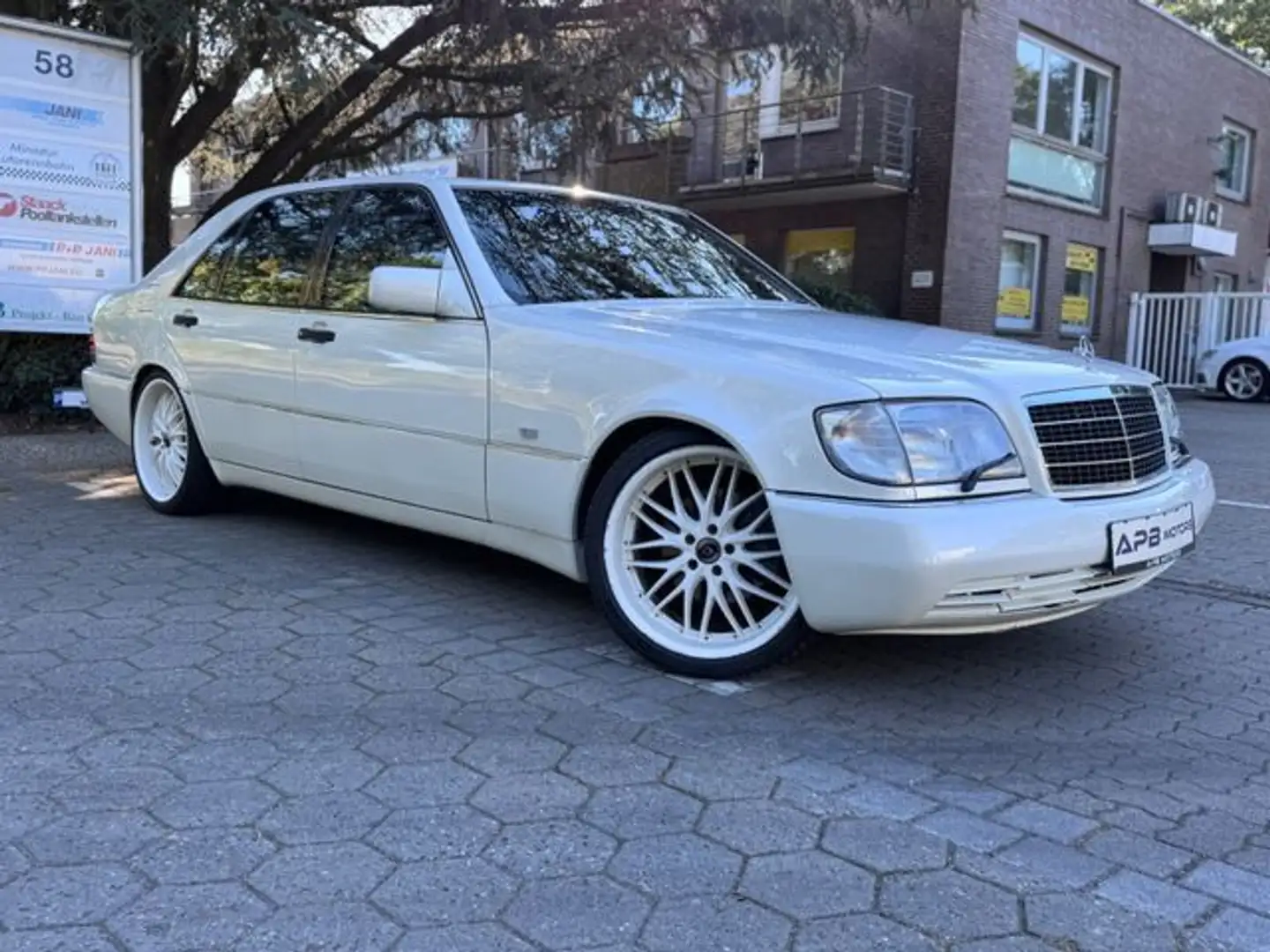 Mercedes-Benz 600 SEL 600 V12 LEDER SCHIEBEDACH 4xSHZ H-KENNZ AHK Weiß - 1