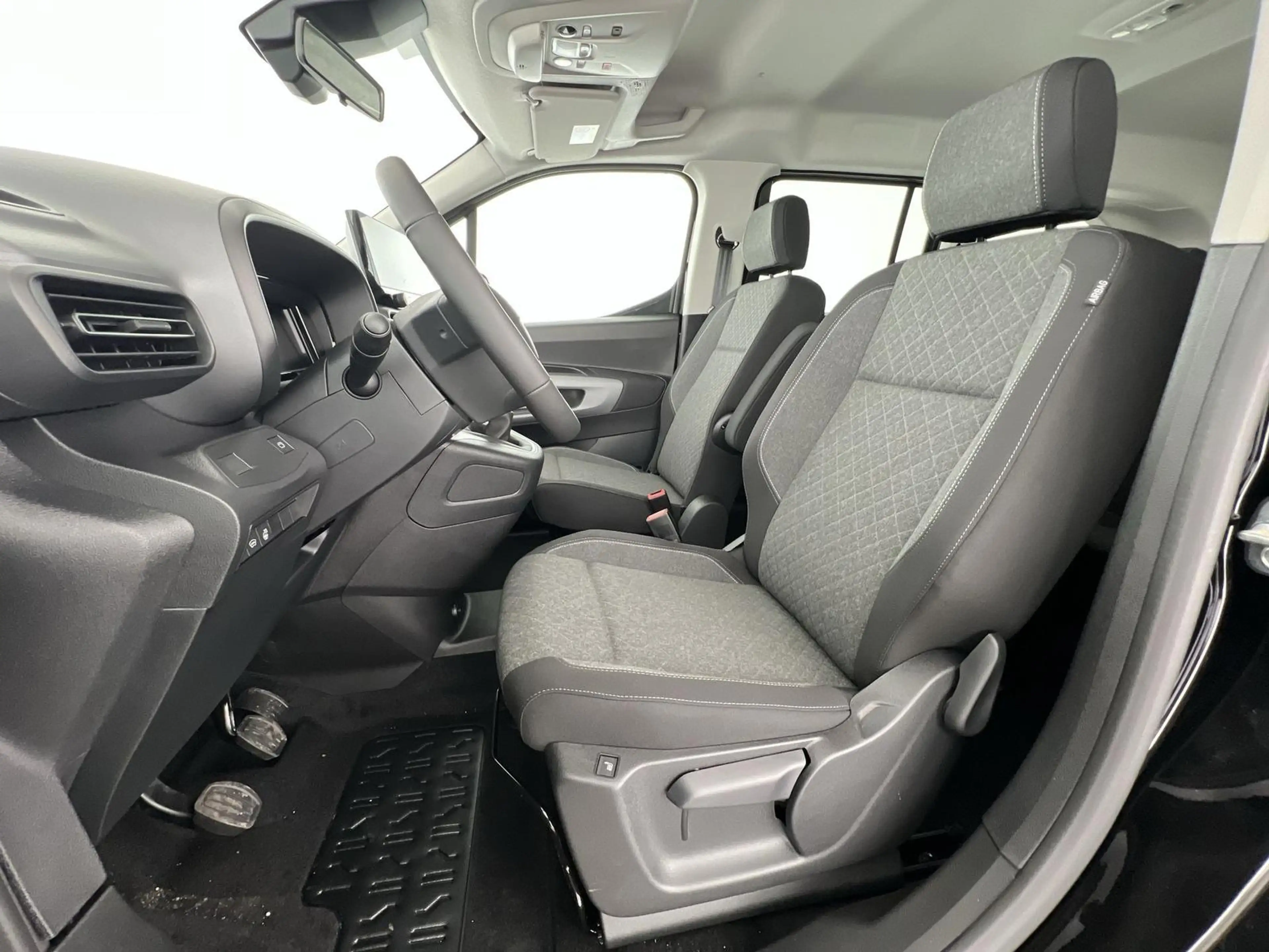 Opel Combo Life GS XL 1.5D*SHZ*RFK*NAVI*LKH*uvm — photo 8