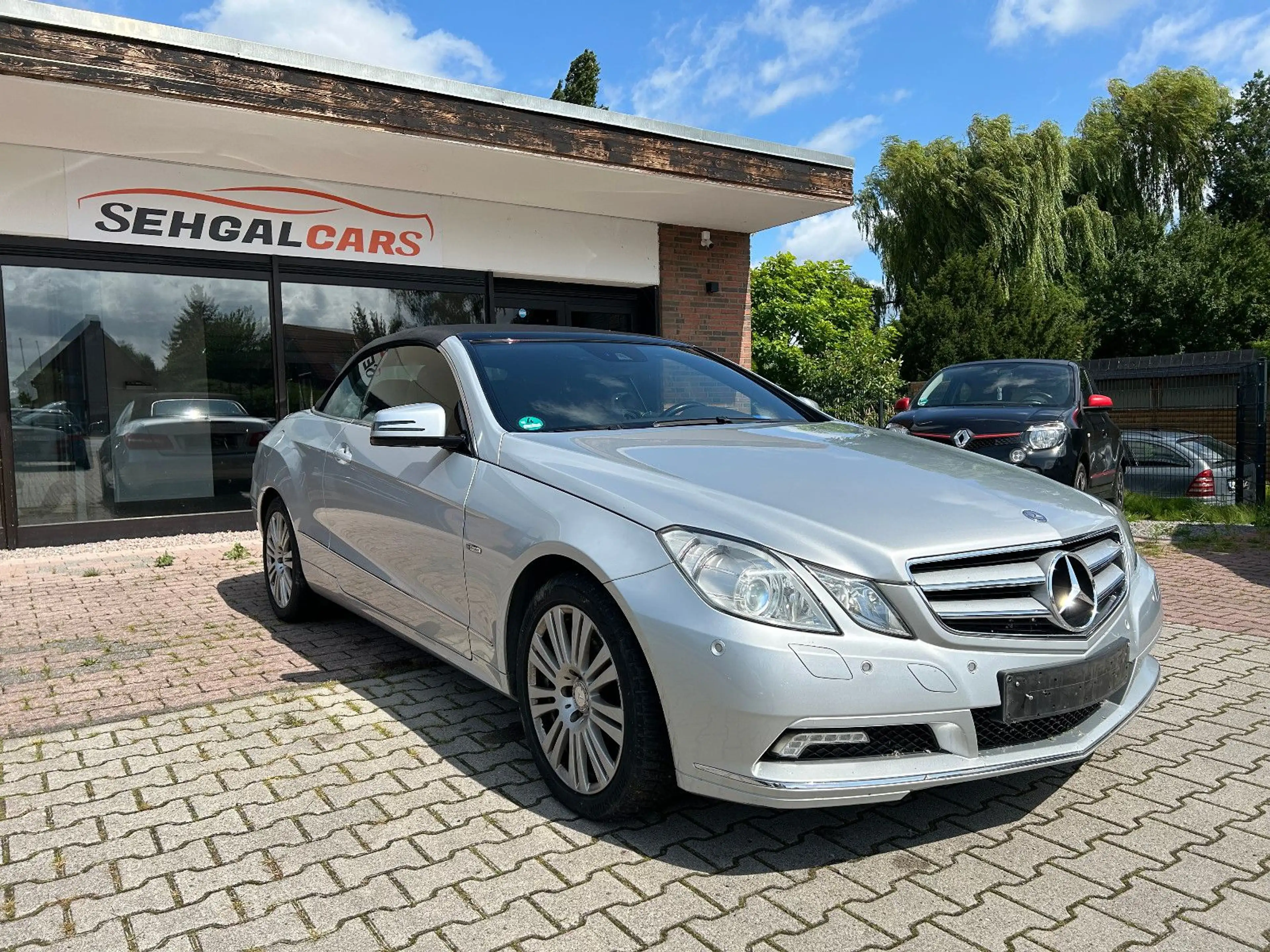 Mercedes-Benz E 250 Cabrio E 250 CDI BlueEfficiency Avantg*TÜV 04/28