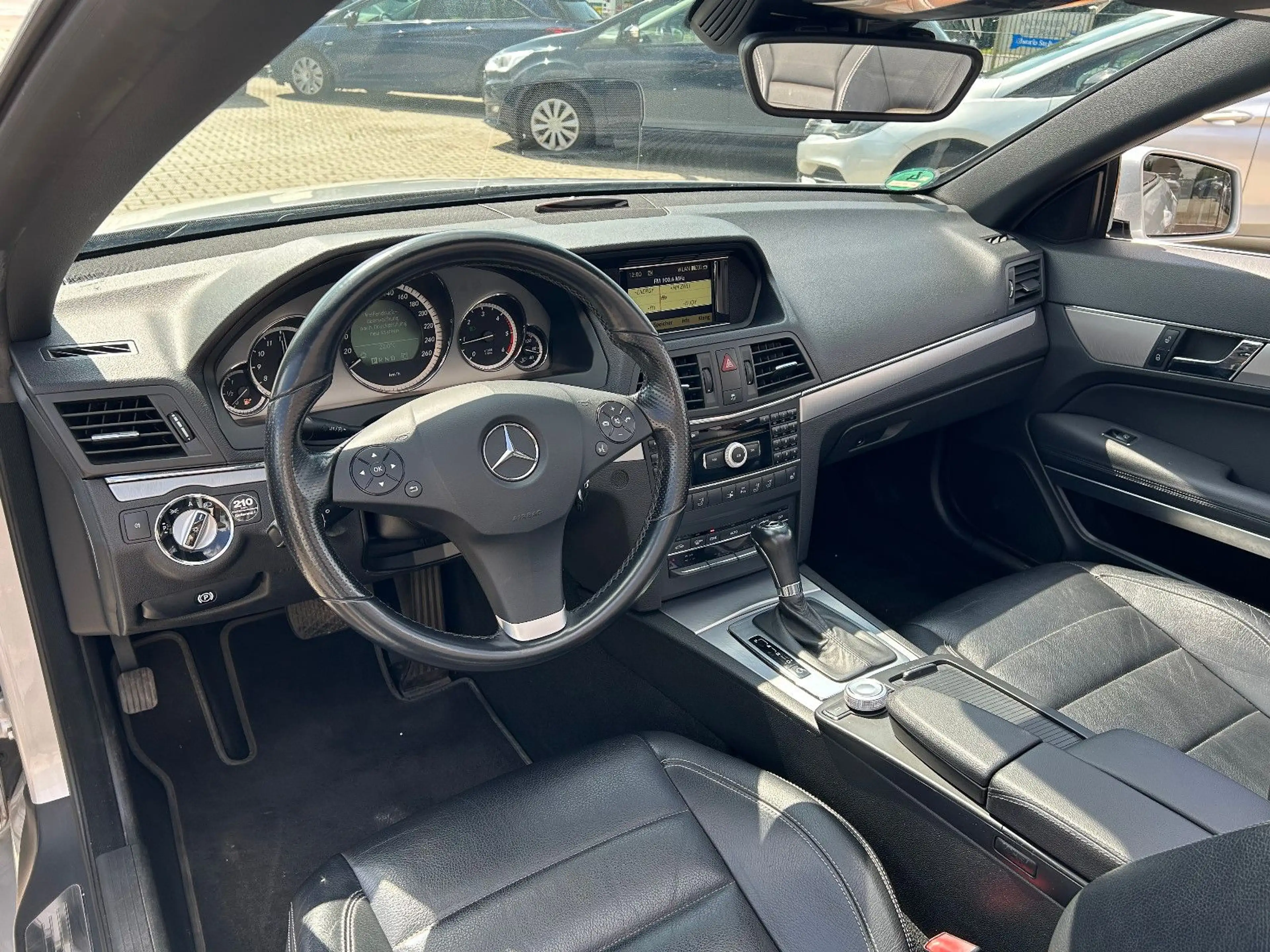 Mercedes-Benz E 250 Cabrio E 250 CDI BlueEfficiency Avantg*TÜV 04/28 — photo 10