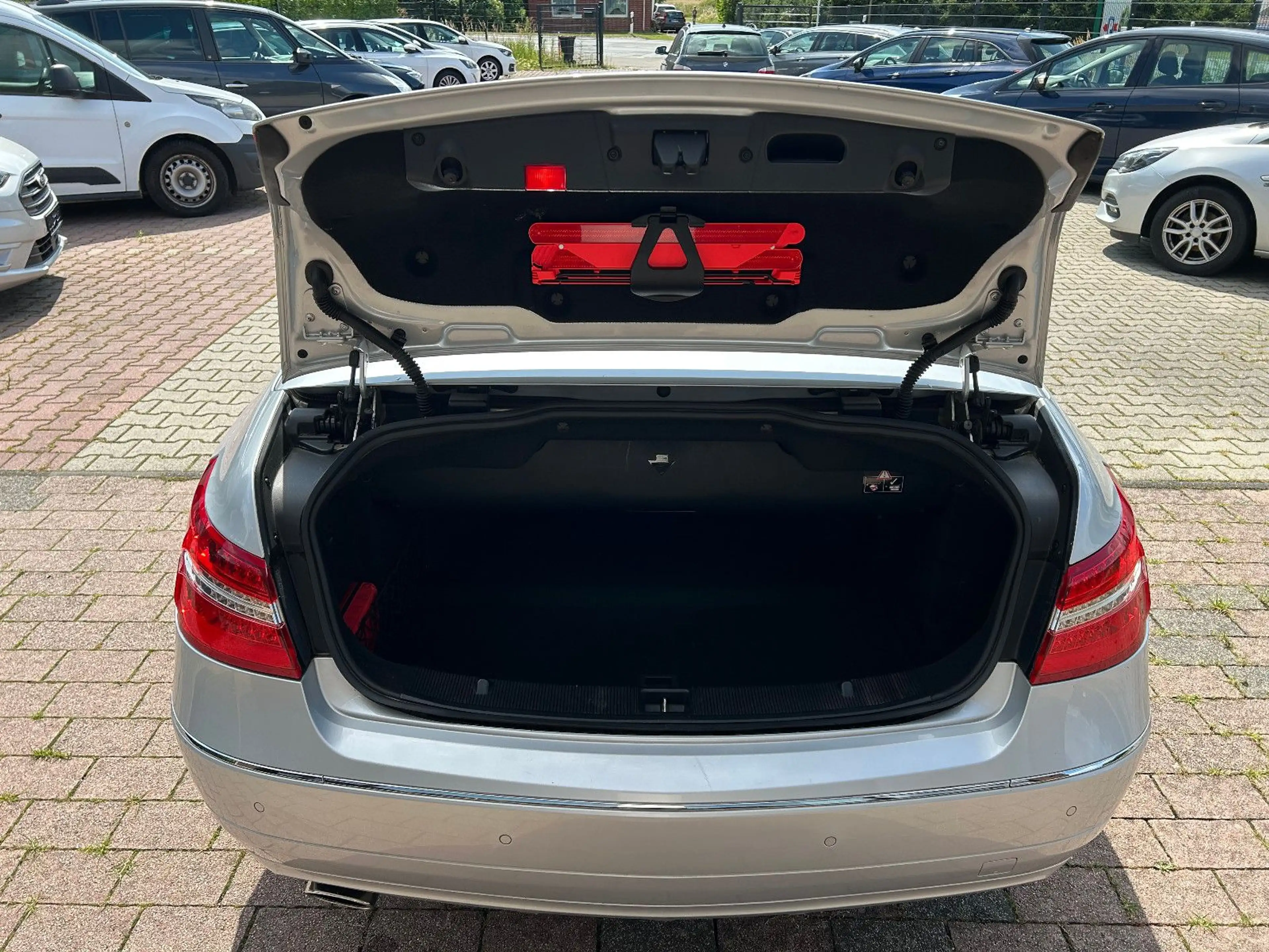 Mercedes-Benz E 250 Cabrio E 250 CDI BlueEfficiency Avantg*TÜV 04/28 — photo 7