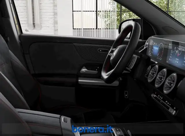 Mercedes-Benz Gla Class view 6