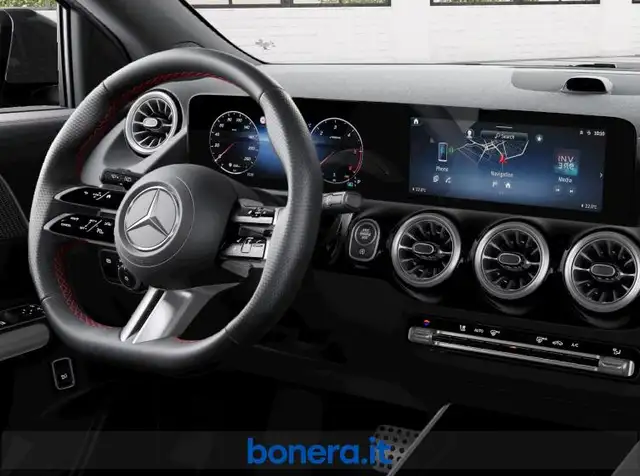 Mercedes-Benz Gla Class view 5