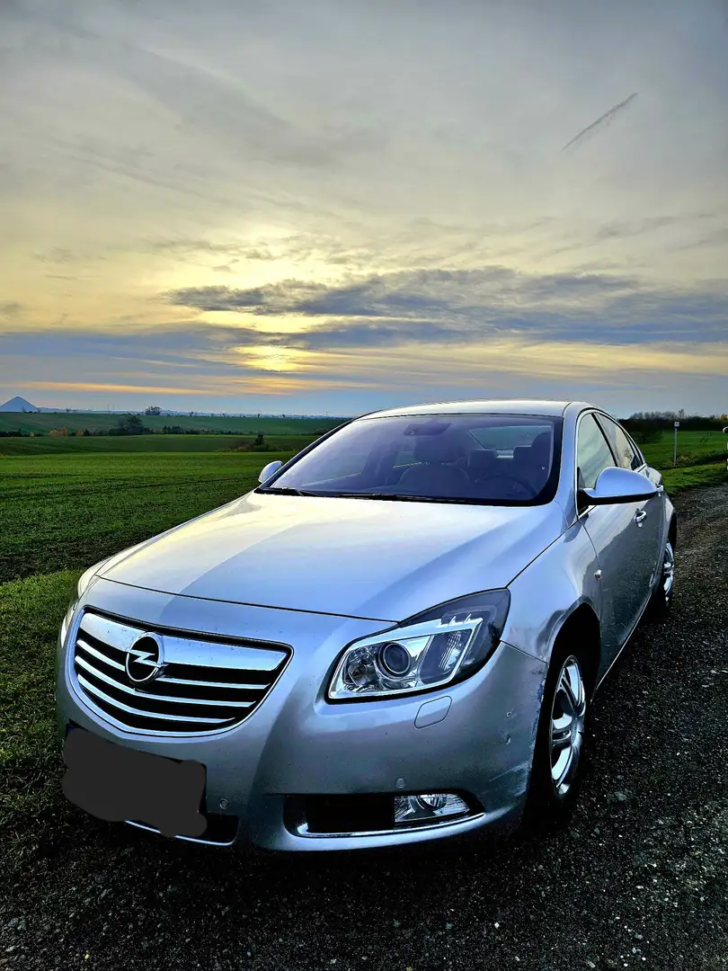Opel Insignia 1.8 Cosmo - 1