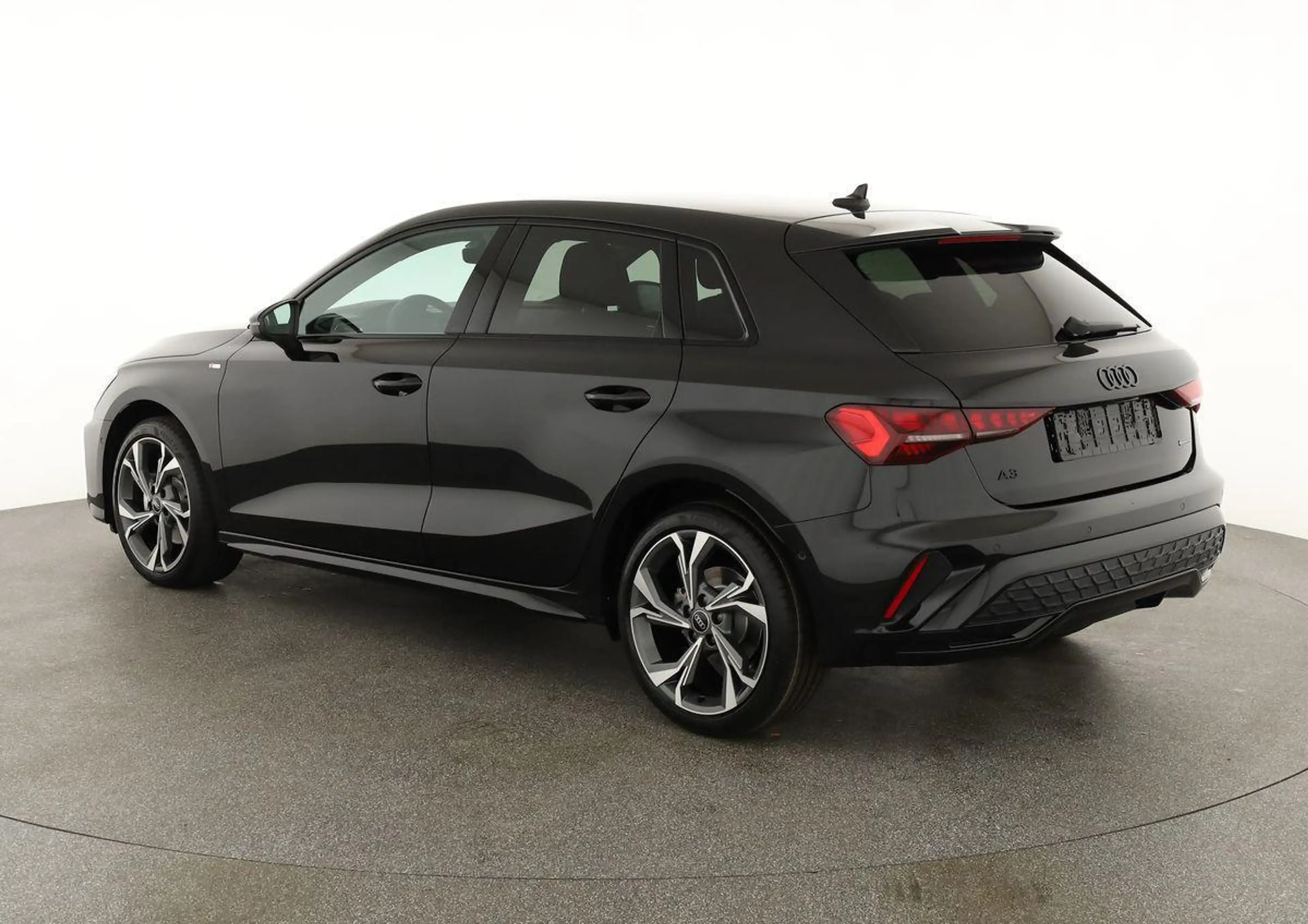Audi A3 Sportback TFSI quattro 150 kW S line S-LINE, AH... — photo 3