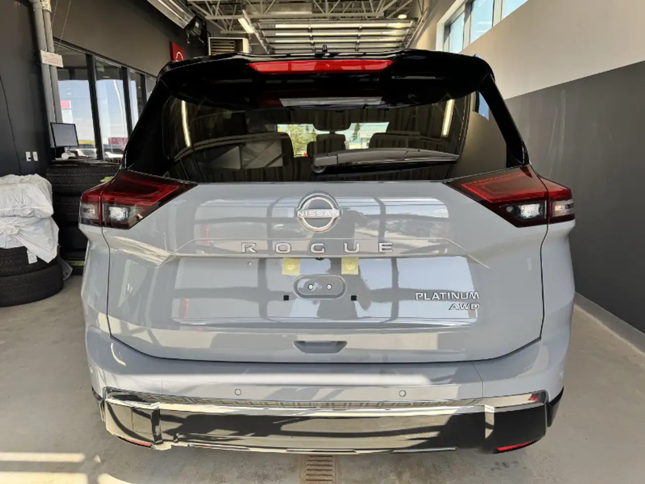 Nissan Rogue снимка Nissan Rogue