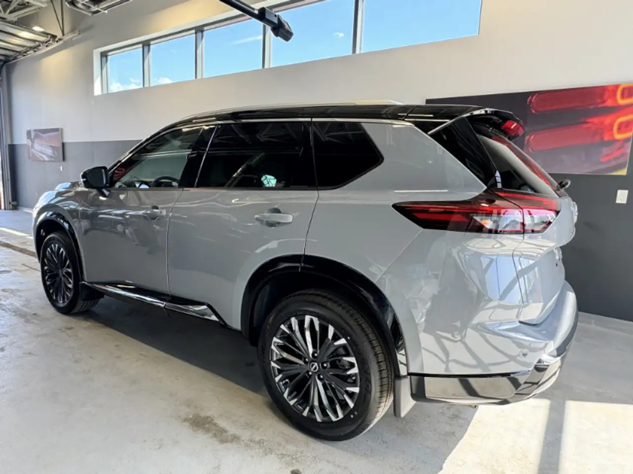 Nissan Rogue снимка Nissan Rogue