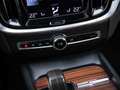 Volvo V60 Cross Country 2.0 B5 250pk AWD |BTW| ALLE OPTIES|Panorama|HUD|AL Grijs - thumbnail 17