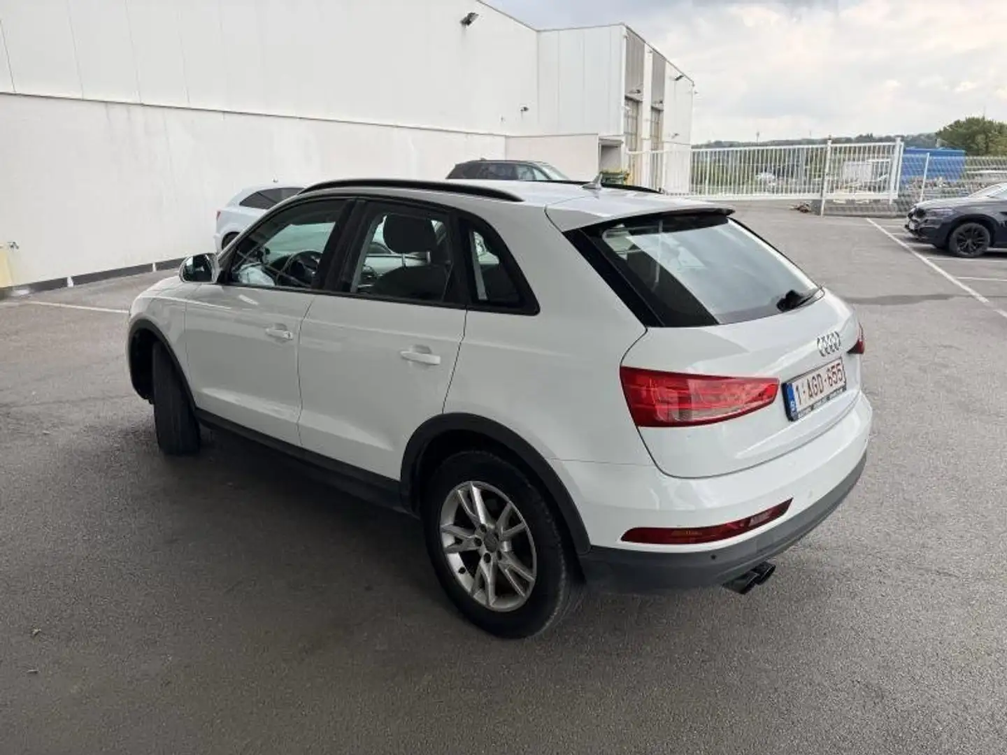 Audi Q3 Q3 1.4 TFSI c.o.d Sport S tronic Wit - 2