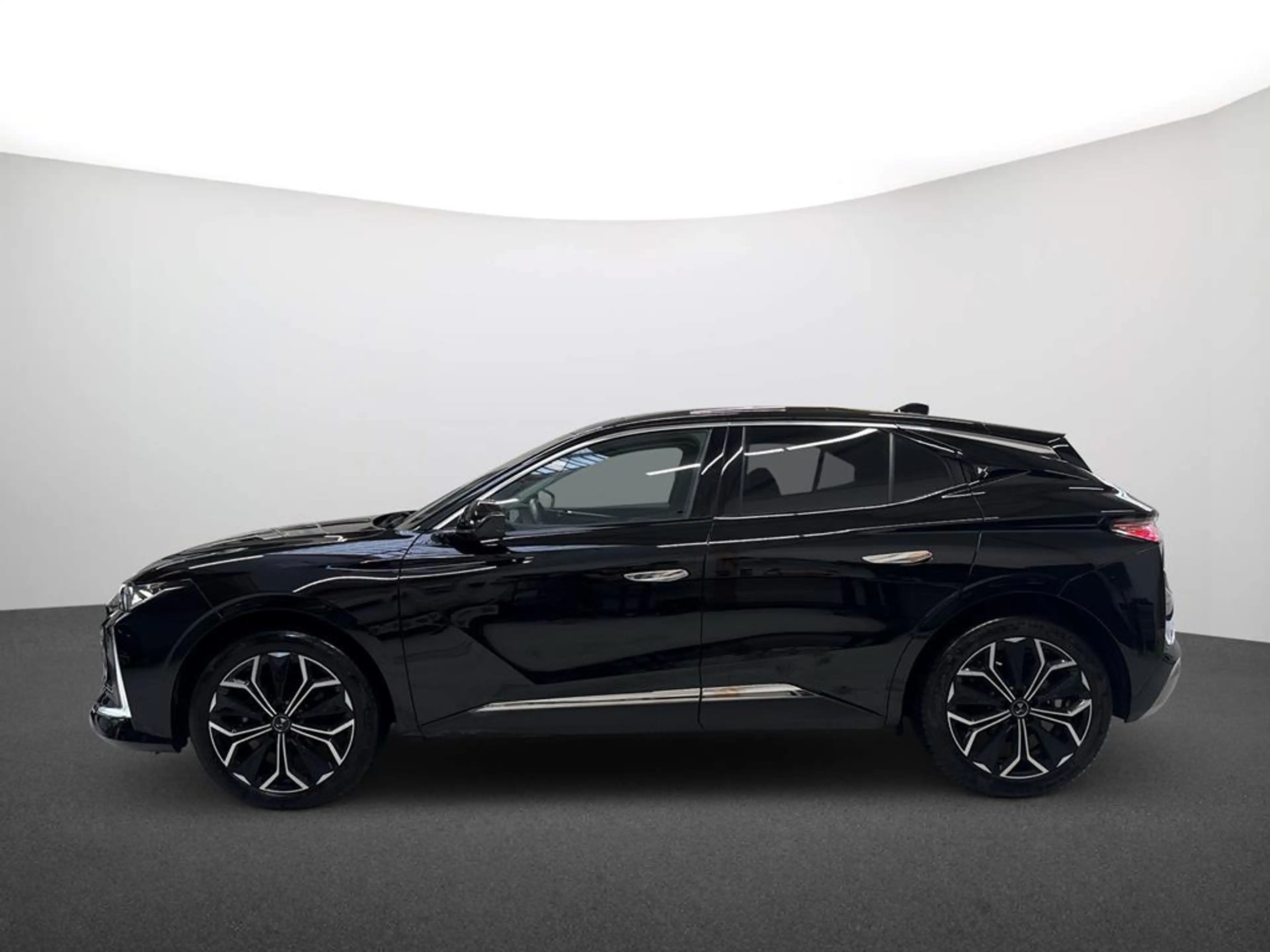 DS Automobiles DS 4 Opera — photo 5