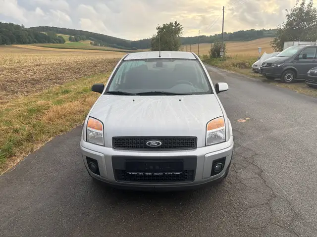 Ford Fusion Plus