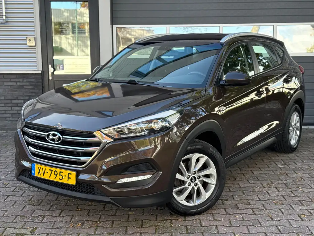 Hyundai TUCSON 2017 из Европы — купить под ключ