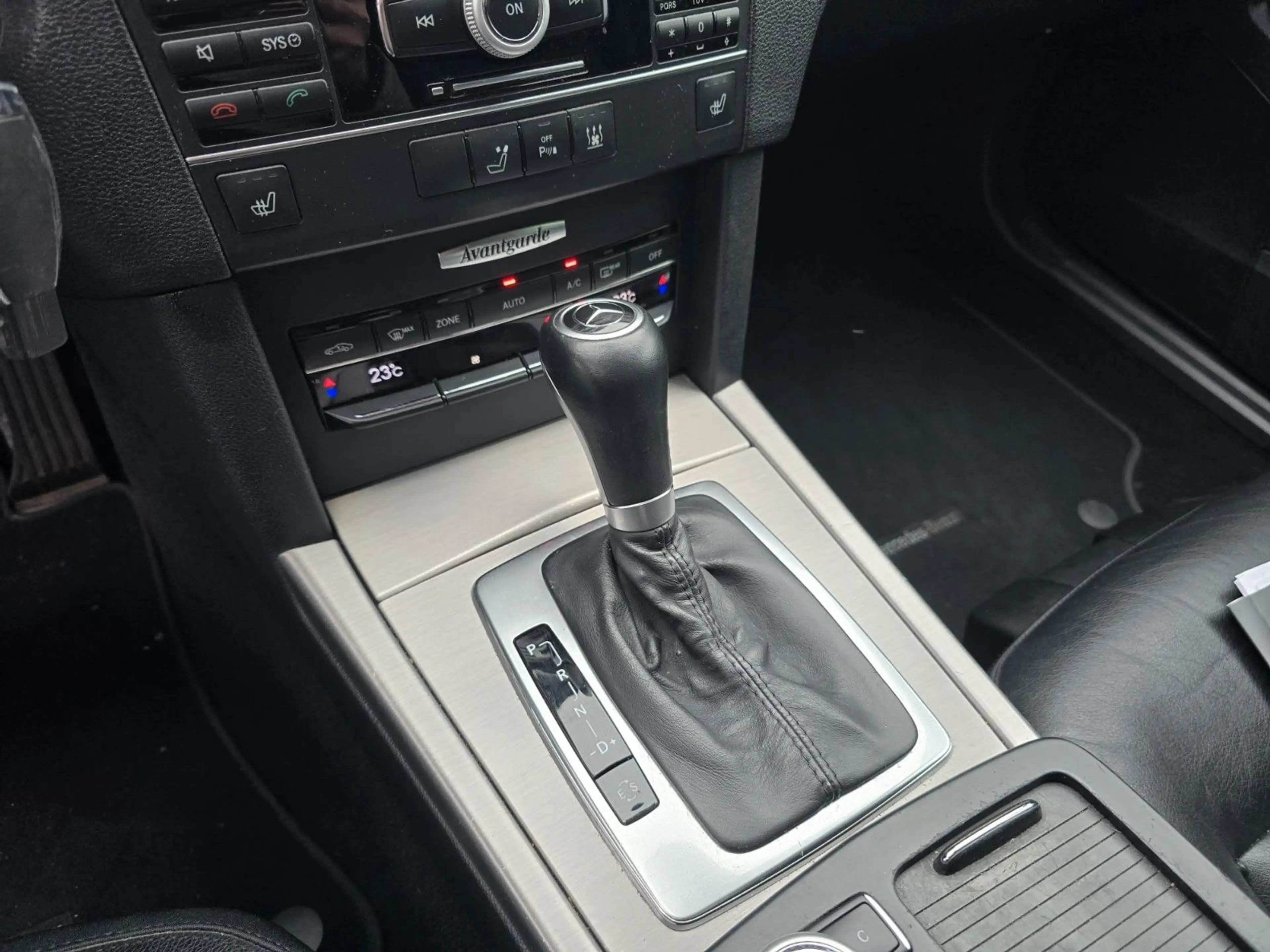 Mercedes-Benz E 250 E T-Modell E 250 CDI BlueEfficiency;Euro5+ — photo 15