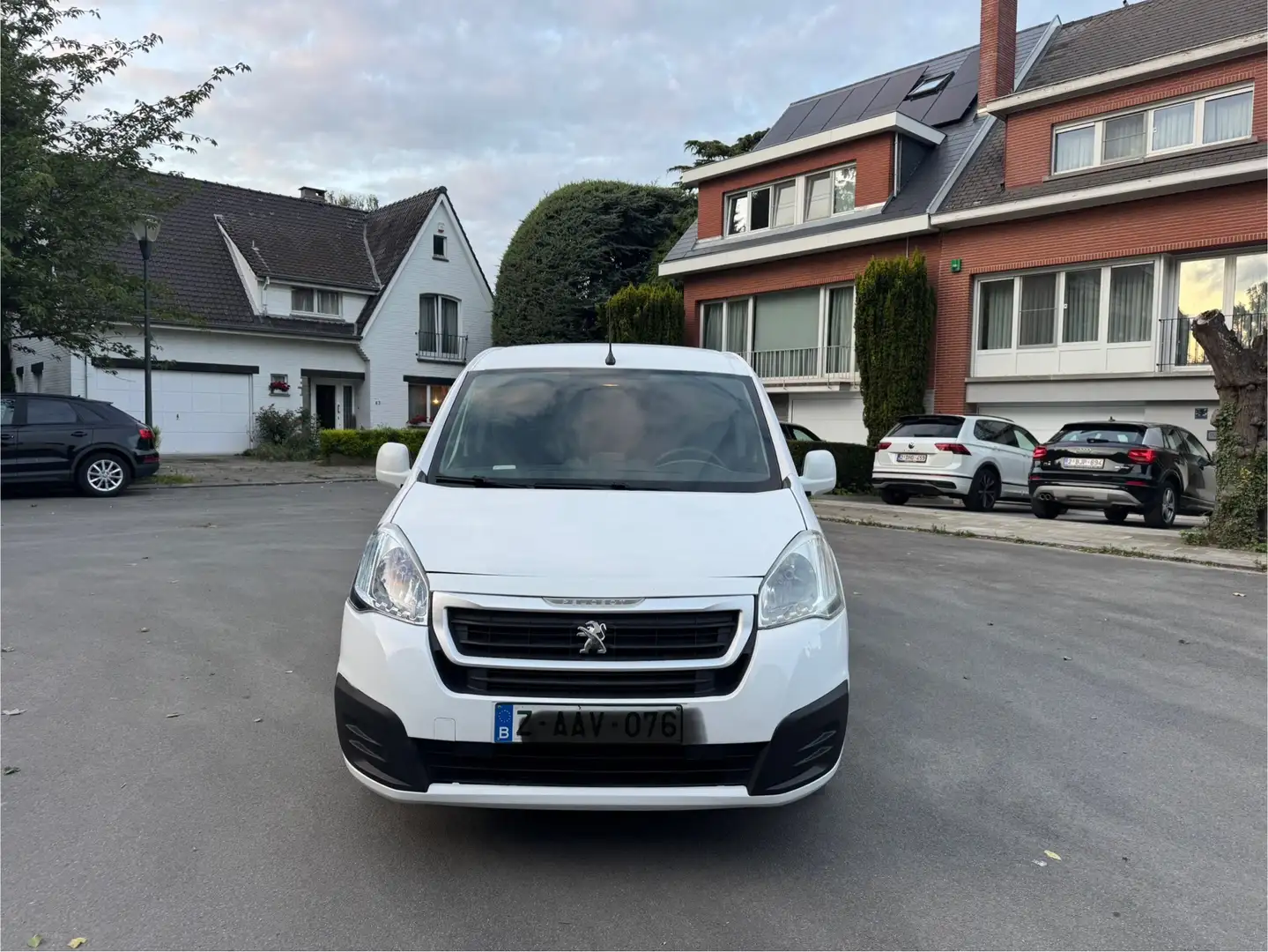 Peugeot Partner 1.6 HDI ETAT SHOW ROOM A VOIR Bianco - 2