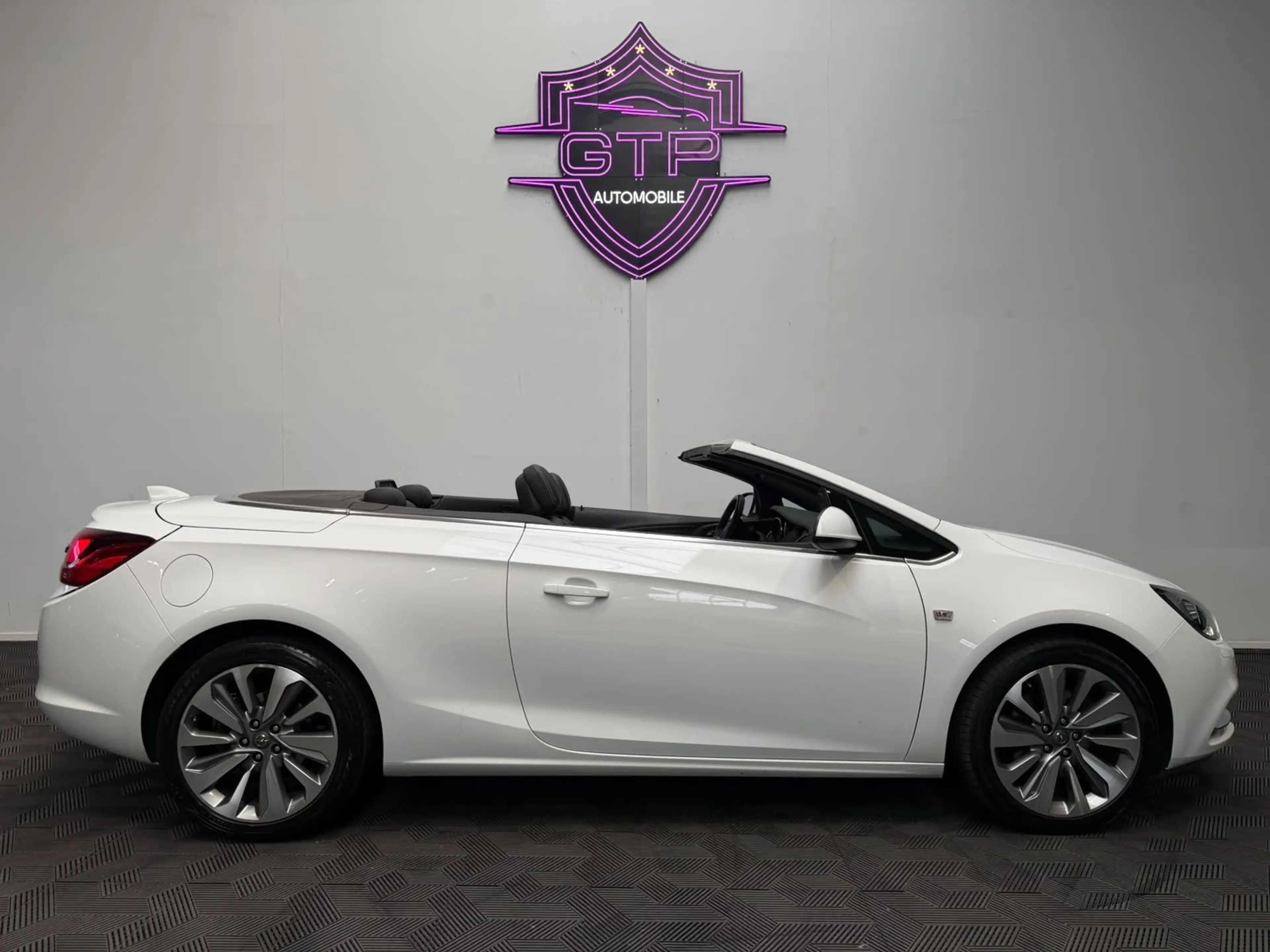 Opel Cascada Innovation *Xenon*RKam*Leder*Memory* — photo 4
