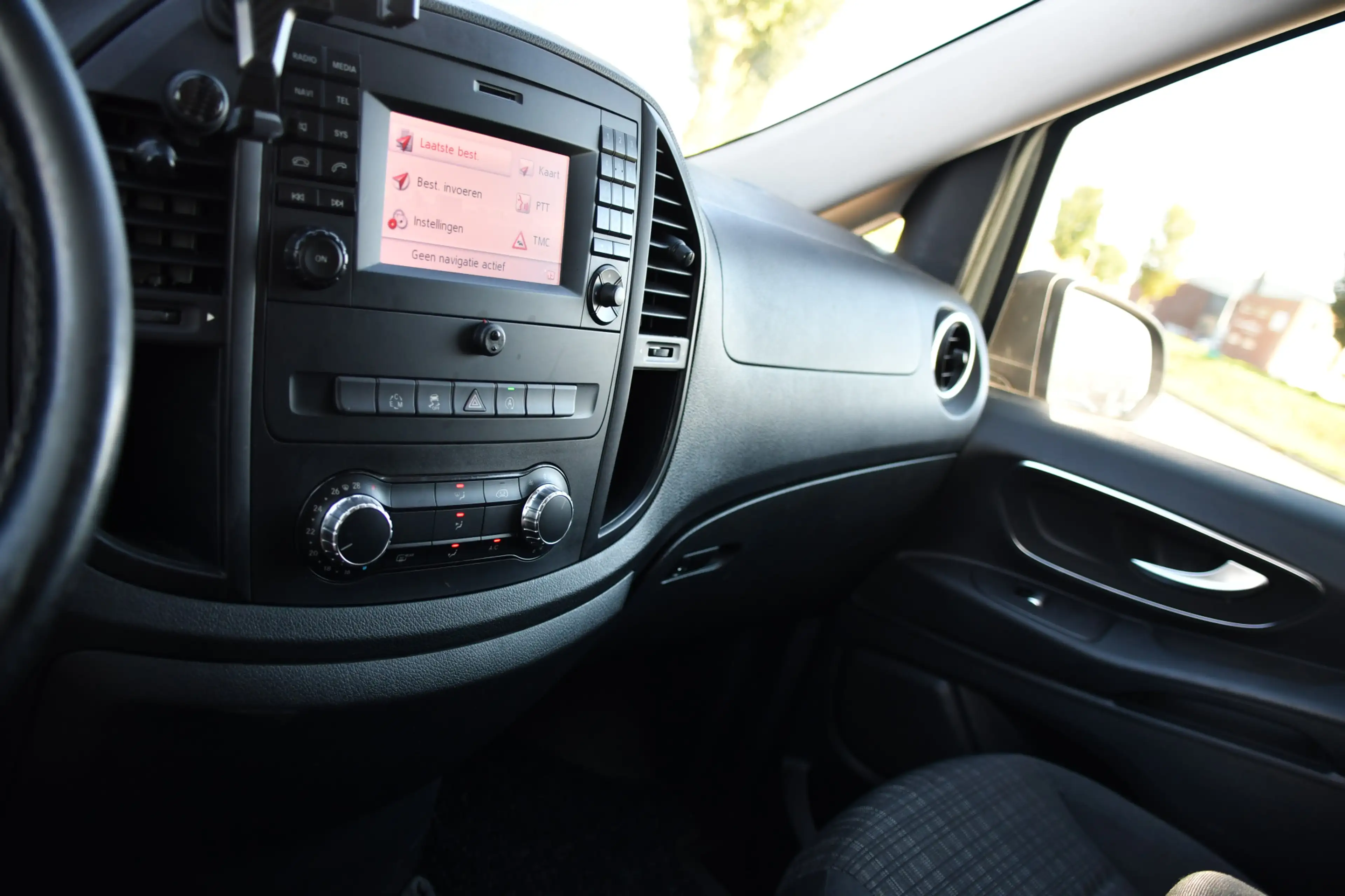 Mercedes-Benz Vito 114 CDI Lang DC AMG Edition Camera, Cruise, LED, 2 — photo 26