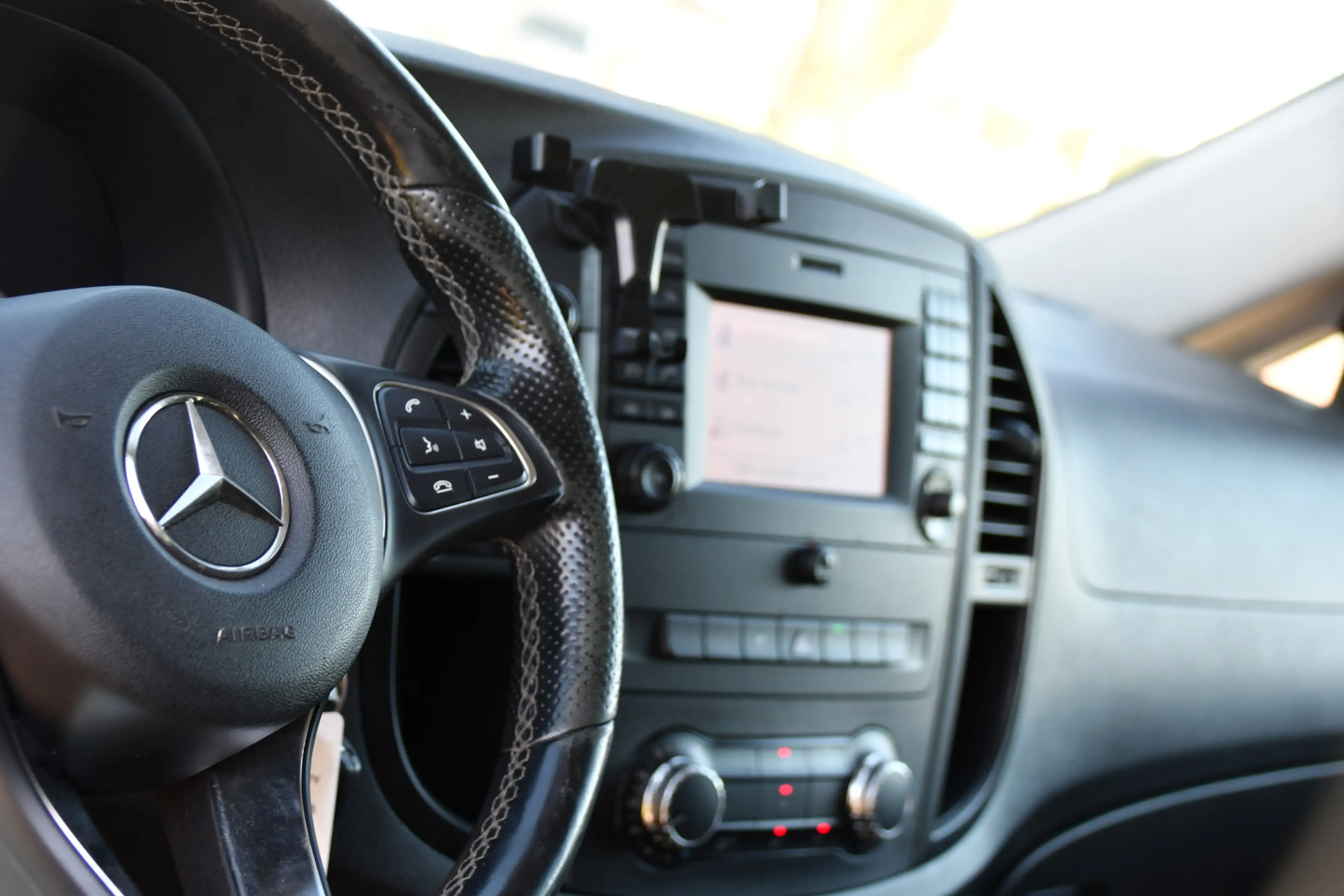 Mercedes-Benz Vito 114 CDI Lang DC AMG Edition Camera, Cruise, LED, 2 — photo 13