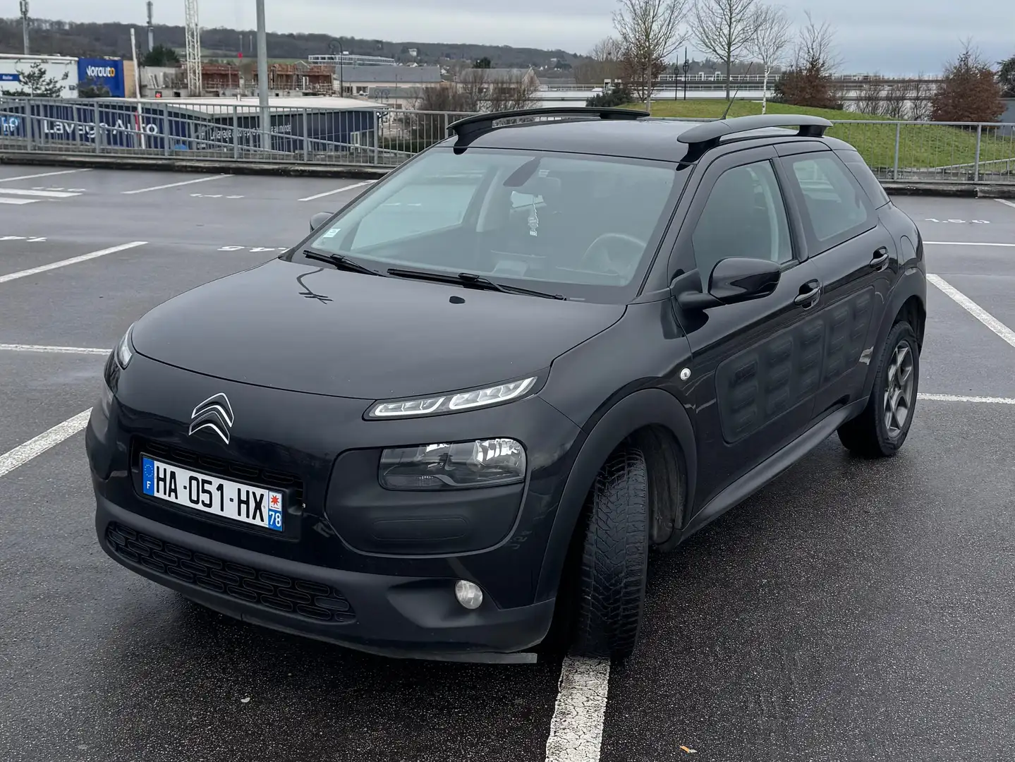 Citroen C4 Cactus C4 Cactus BlueHDi 100 Shine Edition Noir - 2