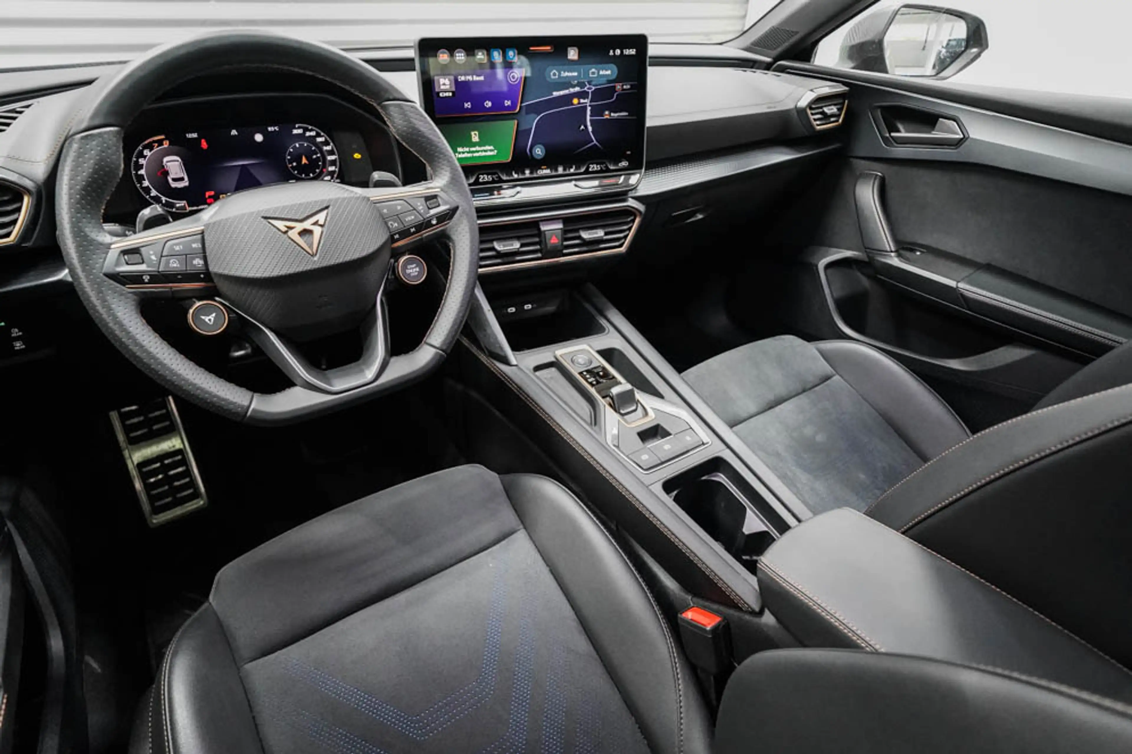 CUPRA Leon ST 2,0 TSI DSG 4x4 VZ - LAGER — photo 7
