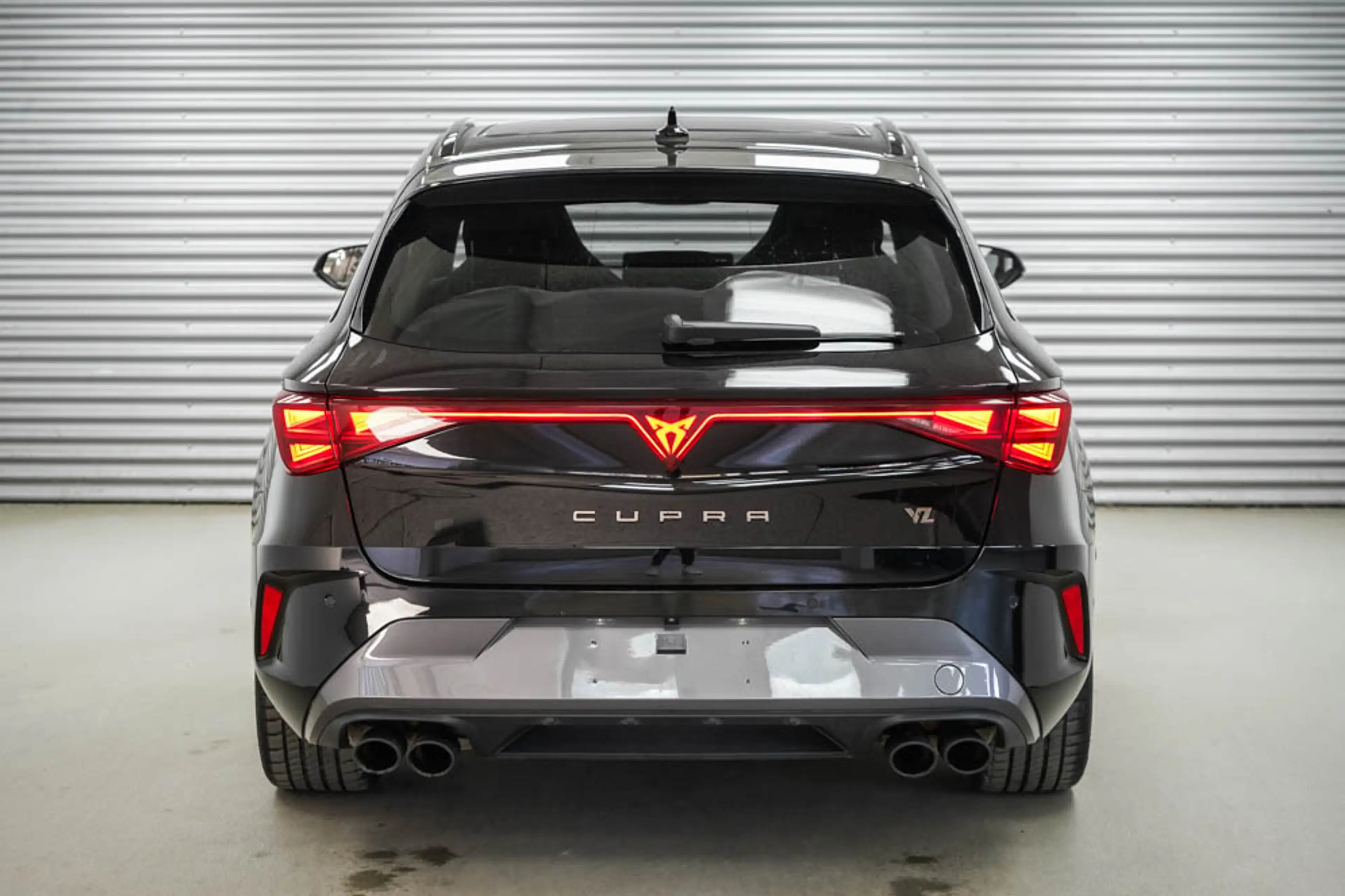 CUPRA Leon ST 2,0 TSI DSG 4x4 VZ - LAGER — photo 4