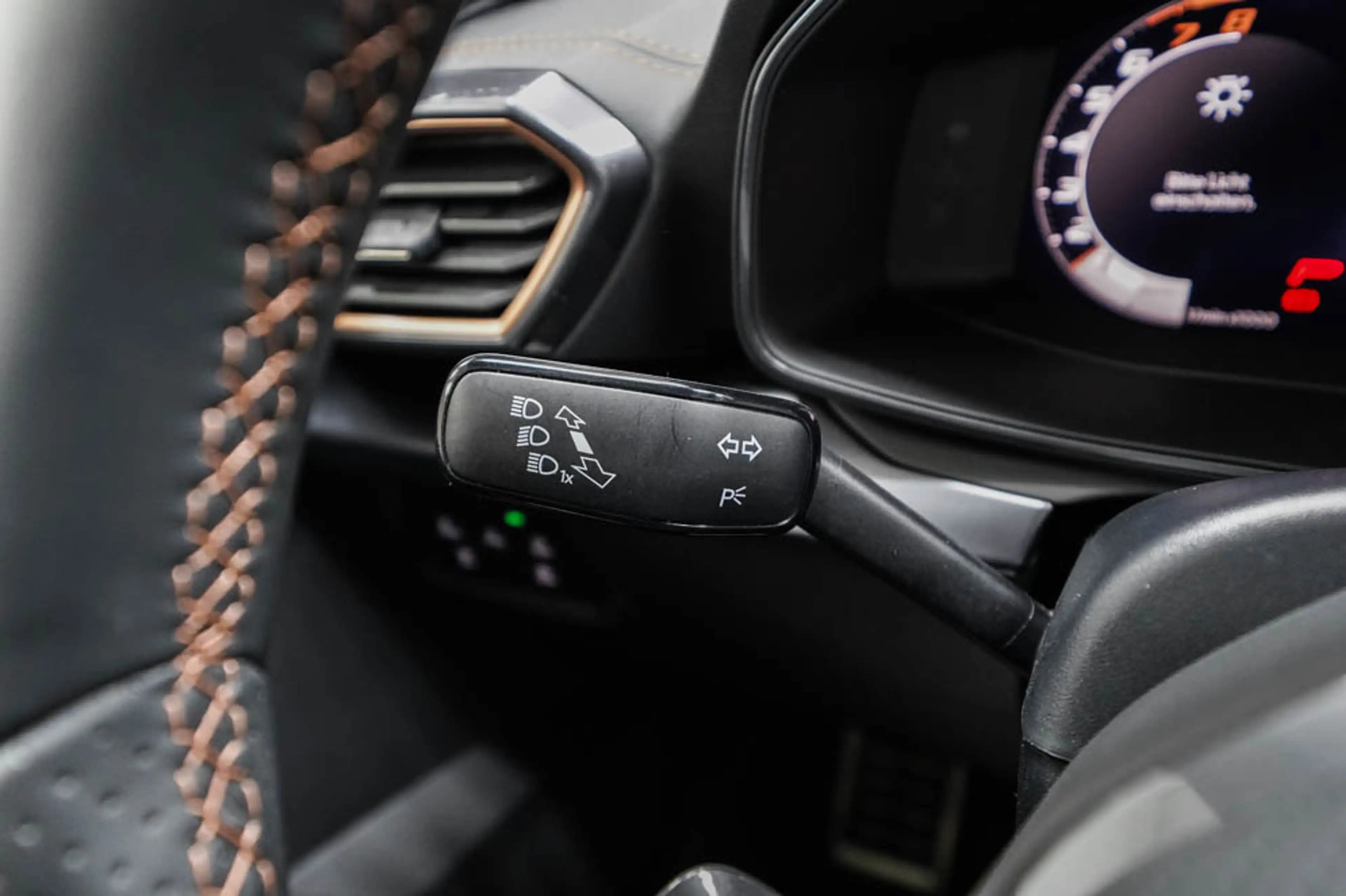 CUPRA Leon ST 2,0 TSI DSG 4x4 VZ - LAGER — photo 10