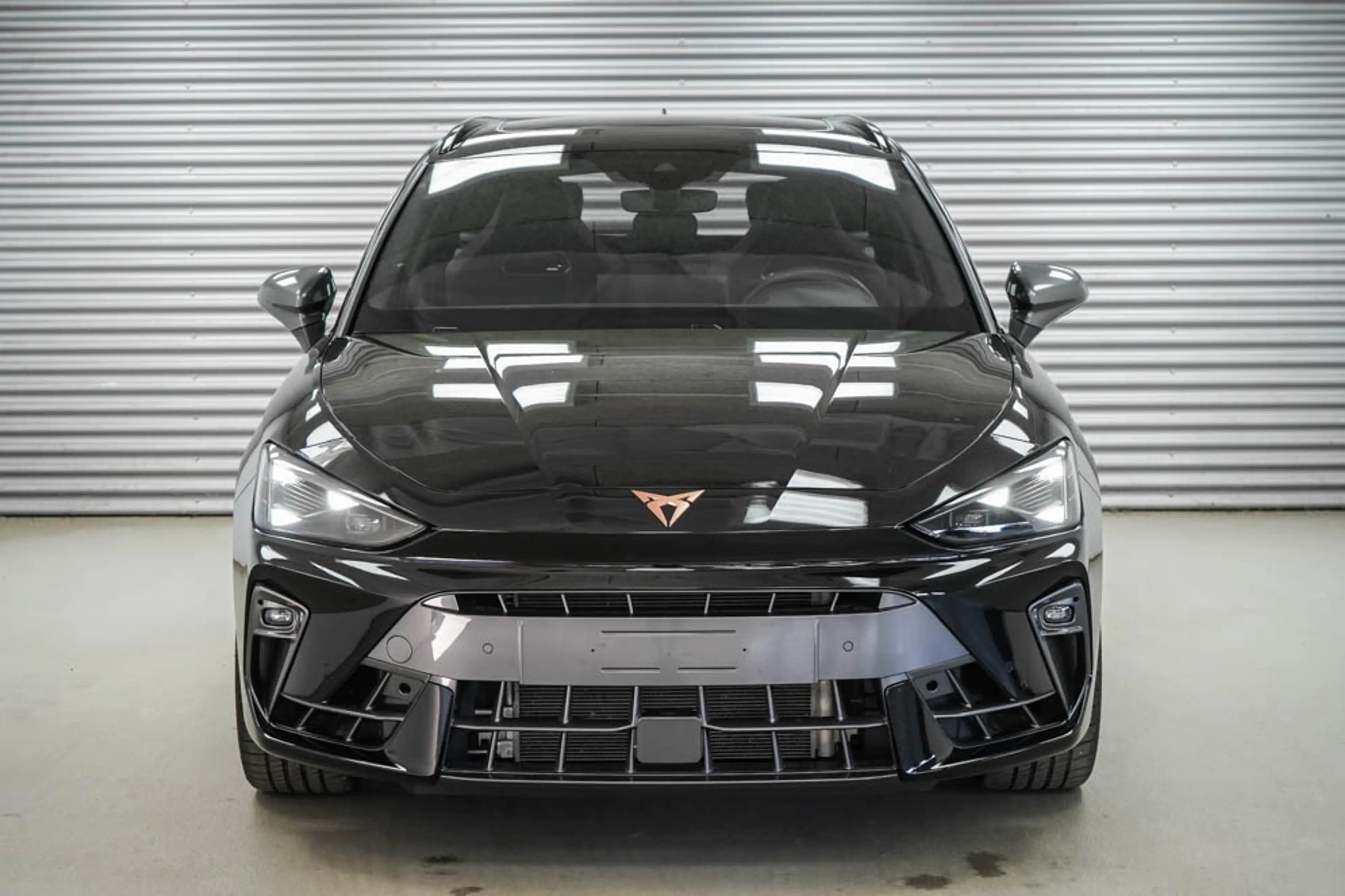 CUPRA Leon ST 2,0 TSI DSG 4x4 VZ - LAGER — photo 2