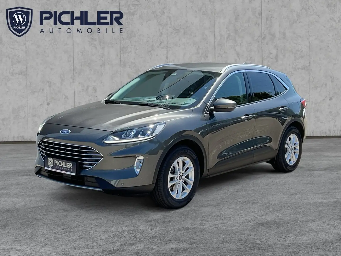 Ford Kuga 1,5 EcoBlue Titanium Grau - 1