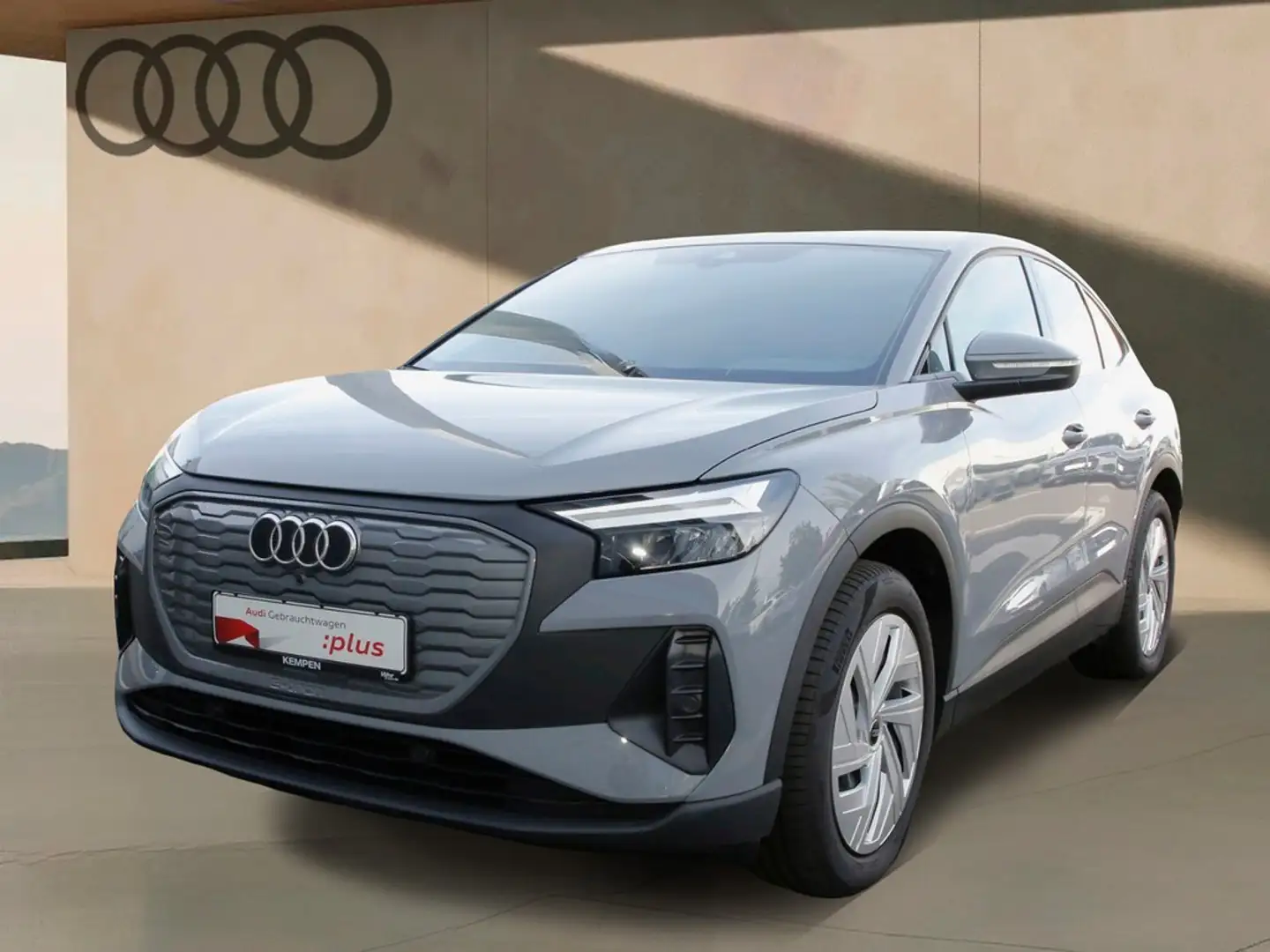 Audi Q4 e-tron Sportback 35 Audi Connect PDC Klima-Paket Sitzh... Grau - 2