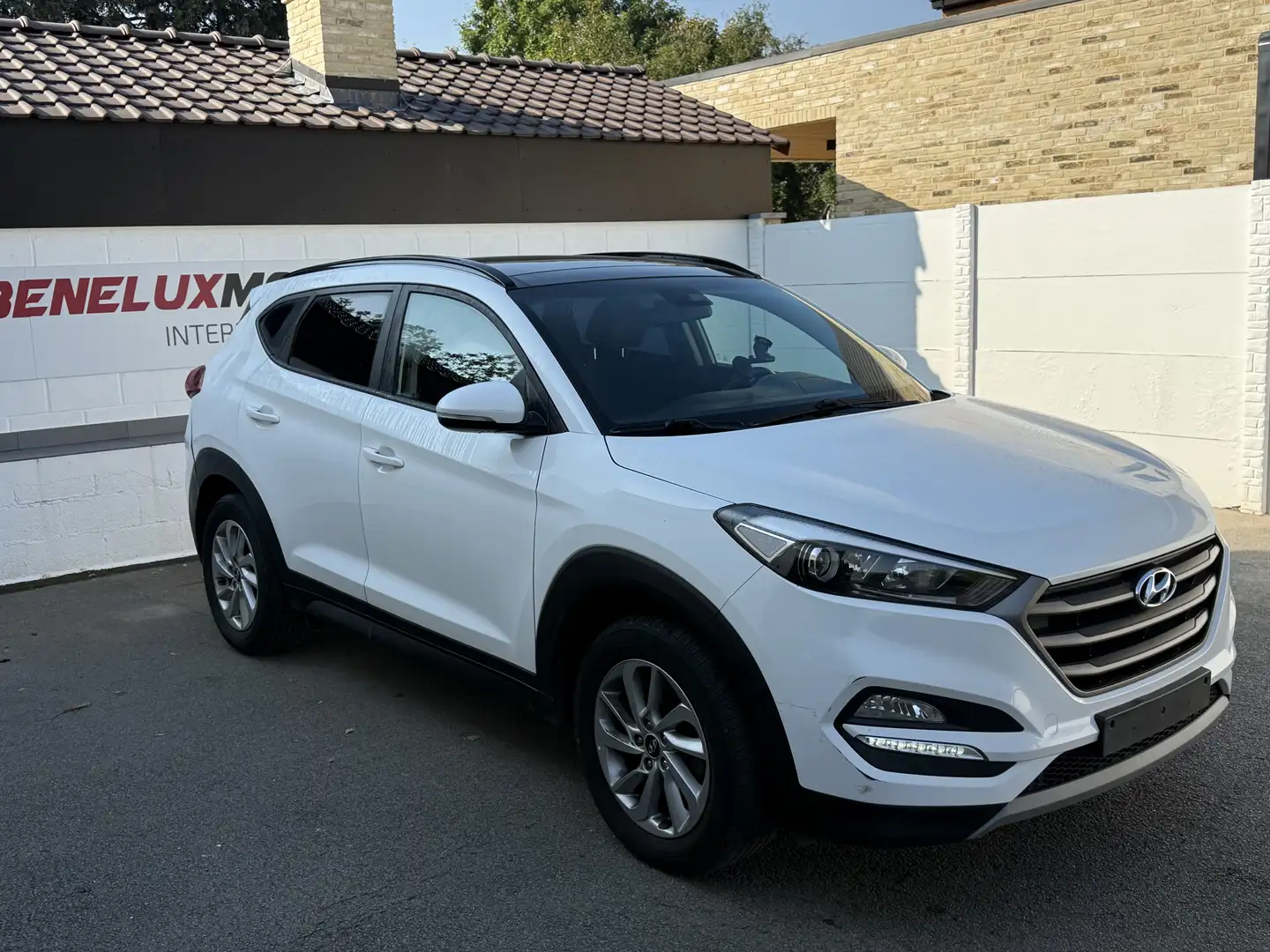 Hyundai TUCSON IX35 Blanc - 1