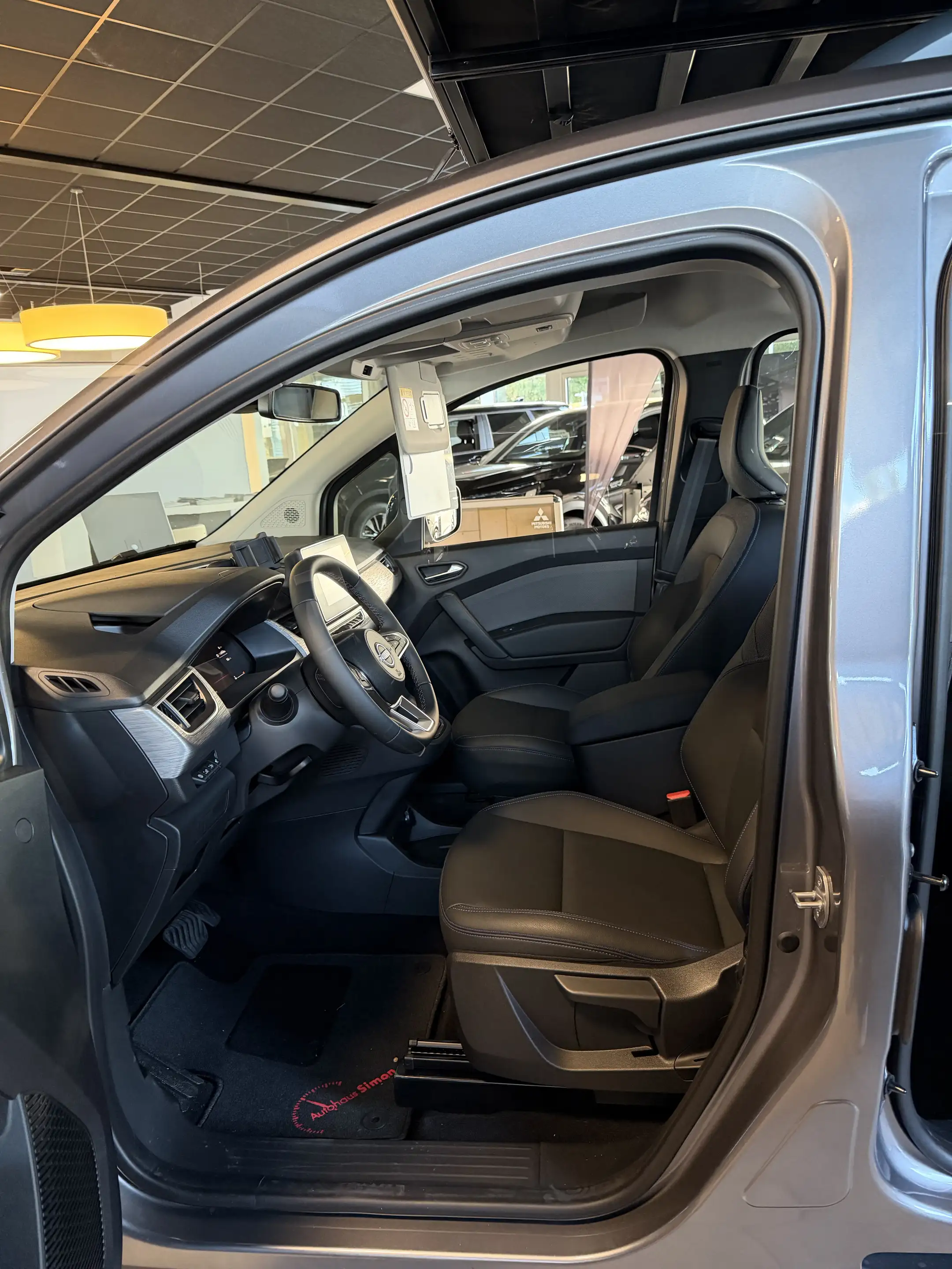 Nissan Townstar L1 Tekna — photo 8
