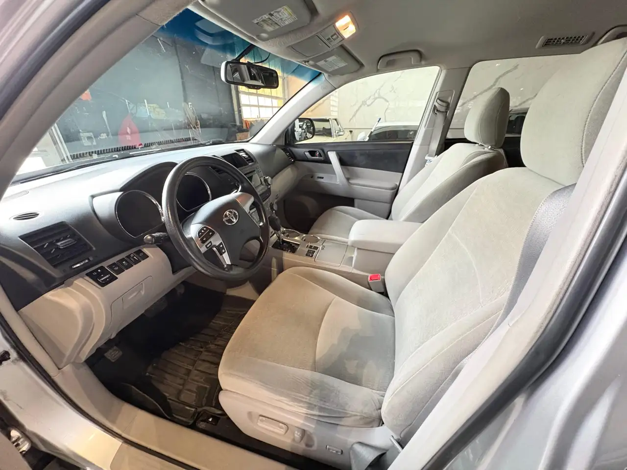 Toyota Highlander снимка Toyota Highlander