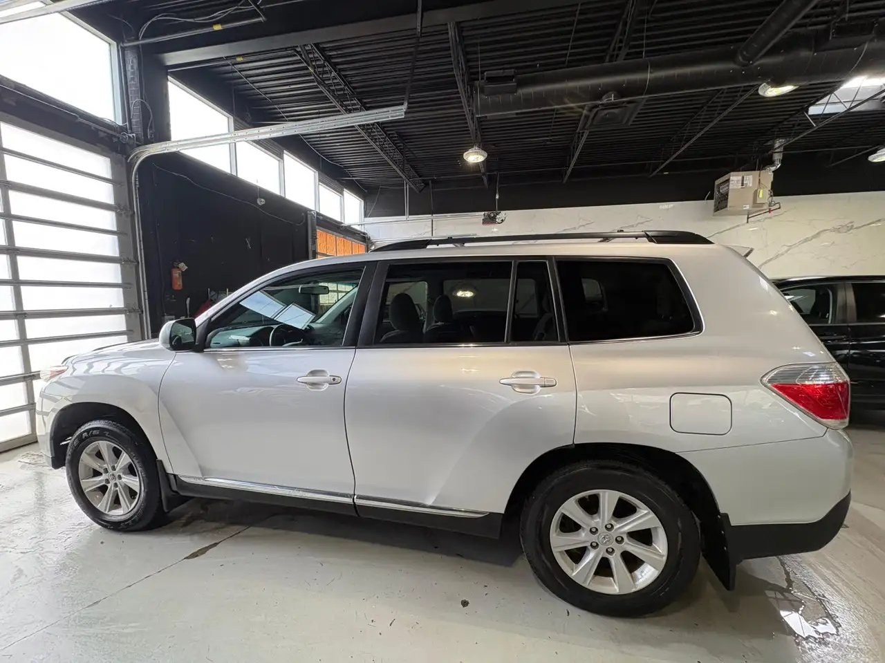Toyota Highlander снимка Toyota Highlander