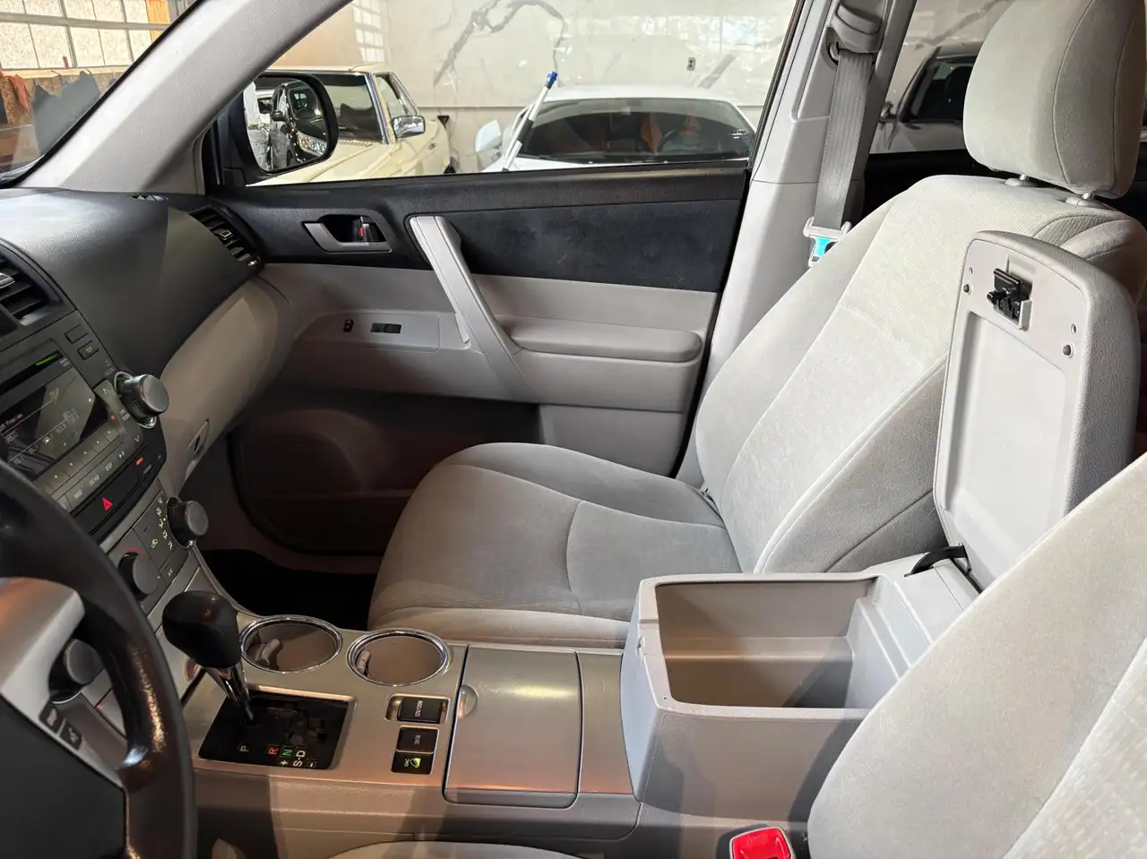 Toyota Highlander снимка Toyota Highlander