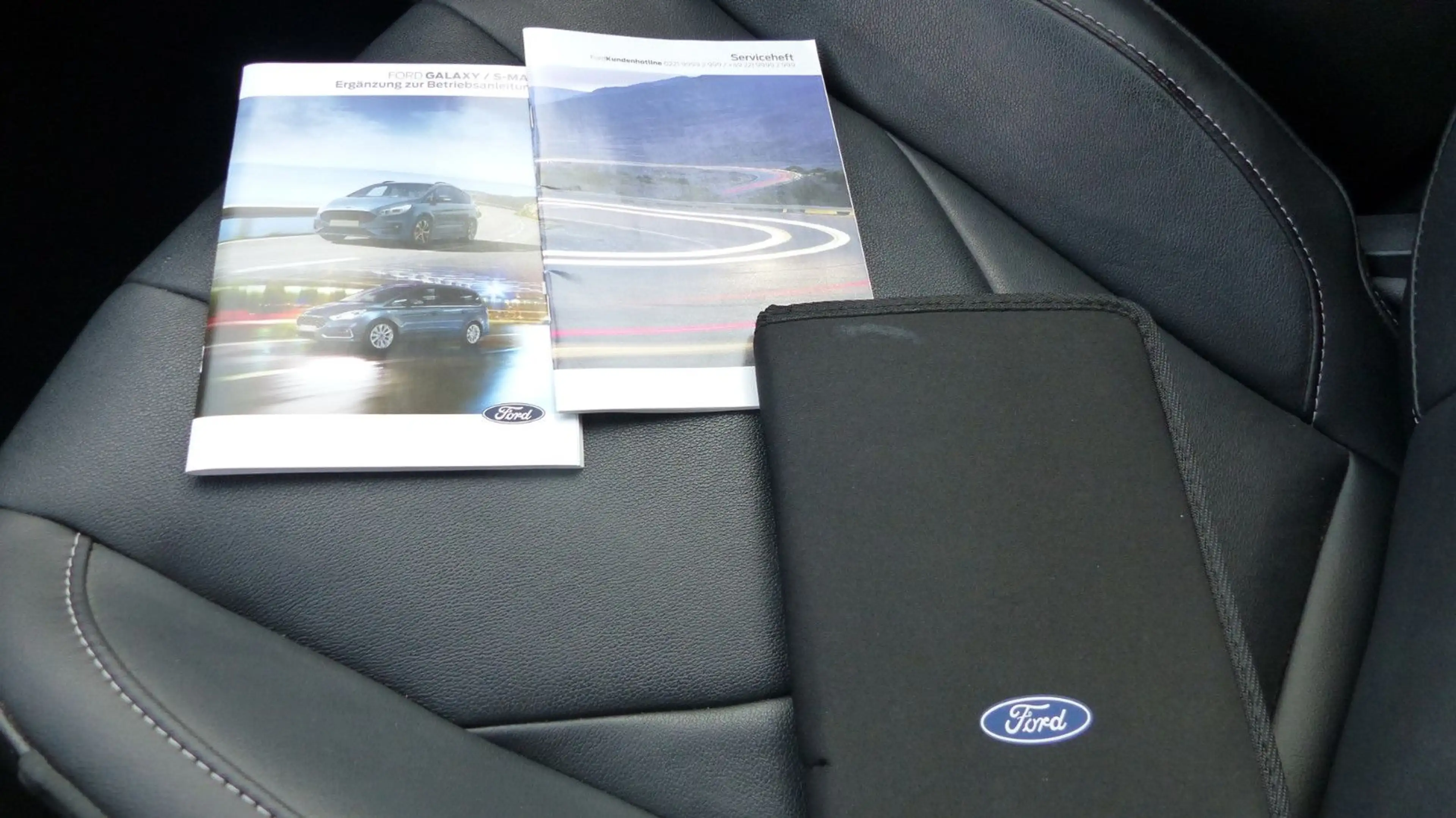 Ford S-Max Titanium, 7 Sitzer, Leder, Sony, AHK, Aut. — photo 39
