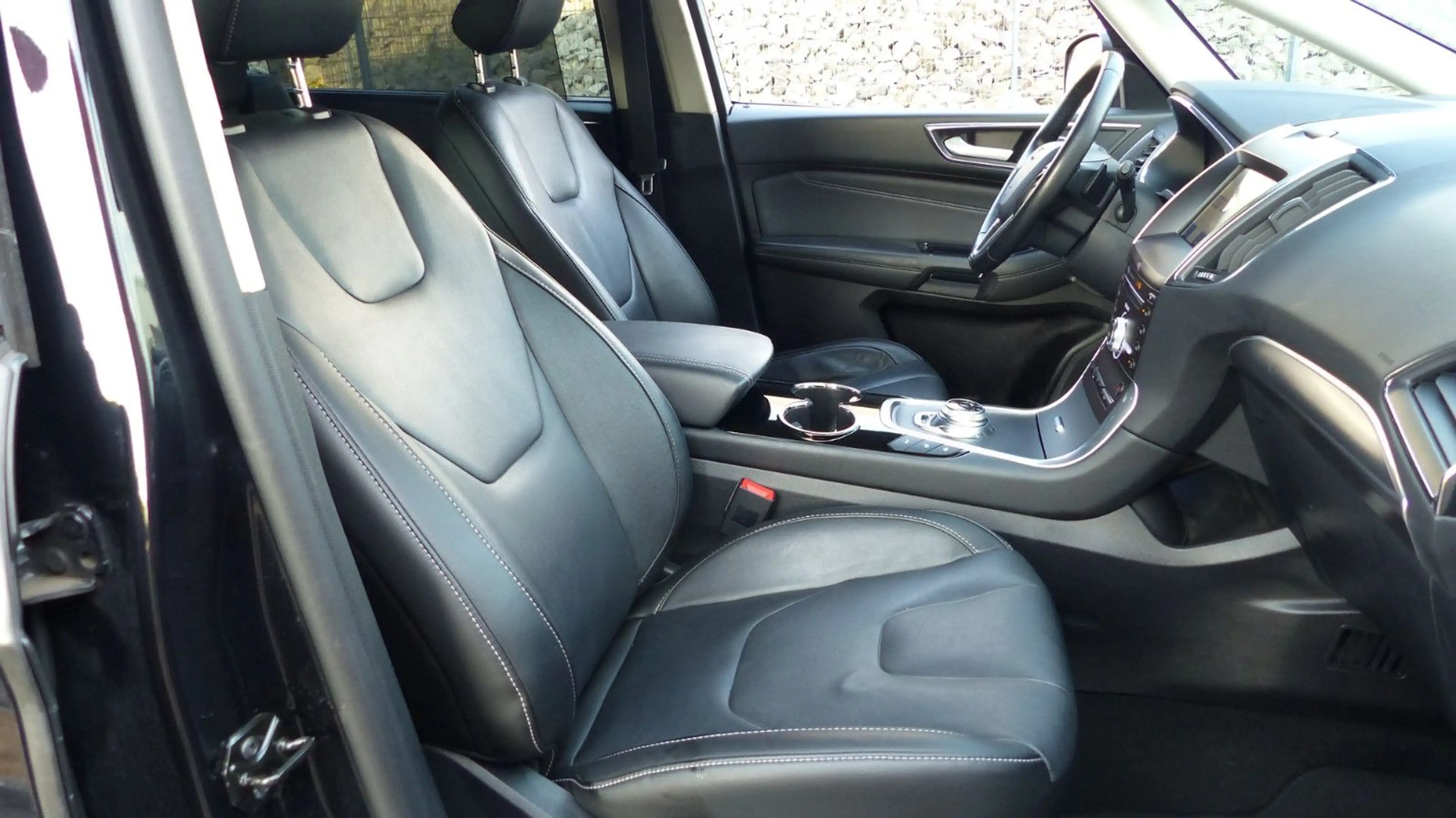 Ford S-Max Titanium, 7 Sitzer, Leder, Sony, AHK, Aut. — photo 38