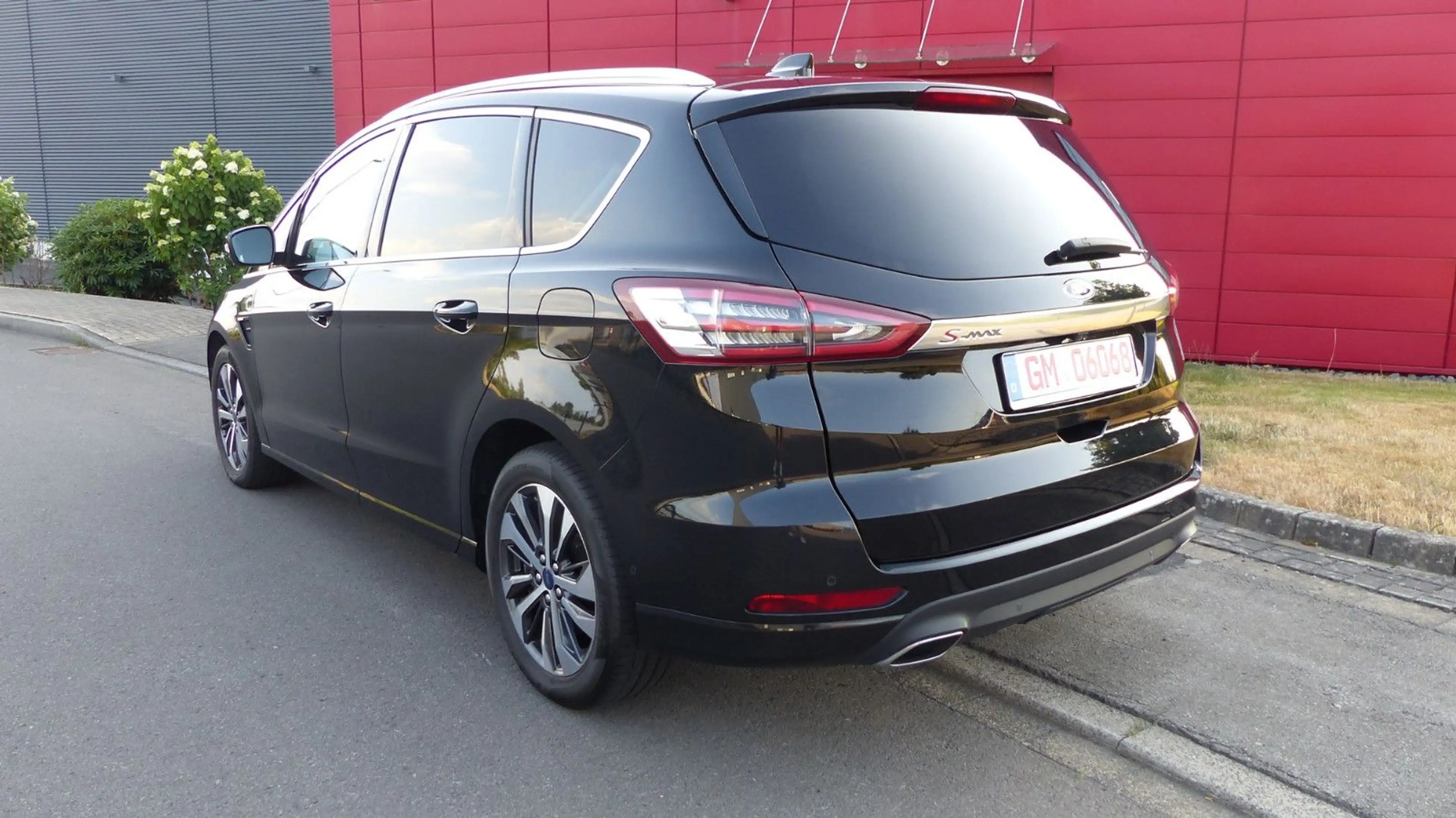 Ford S-Max Titanium, 7 Sitzer, Leder, Sony, AHK, Aut. — photo 5
