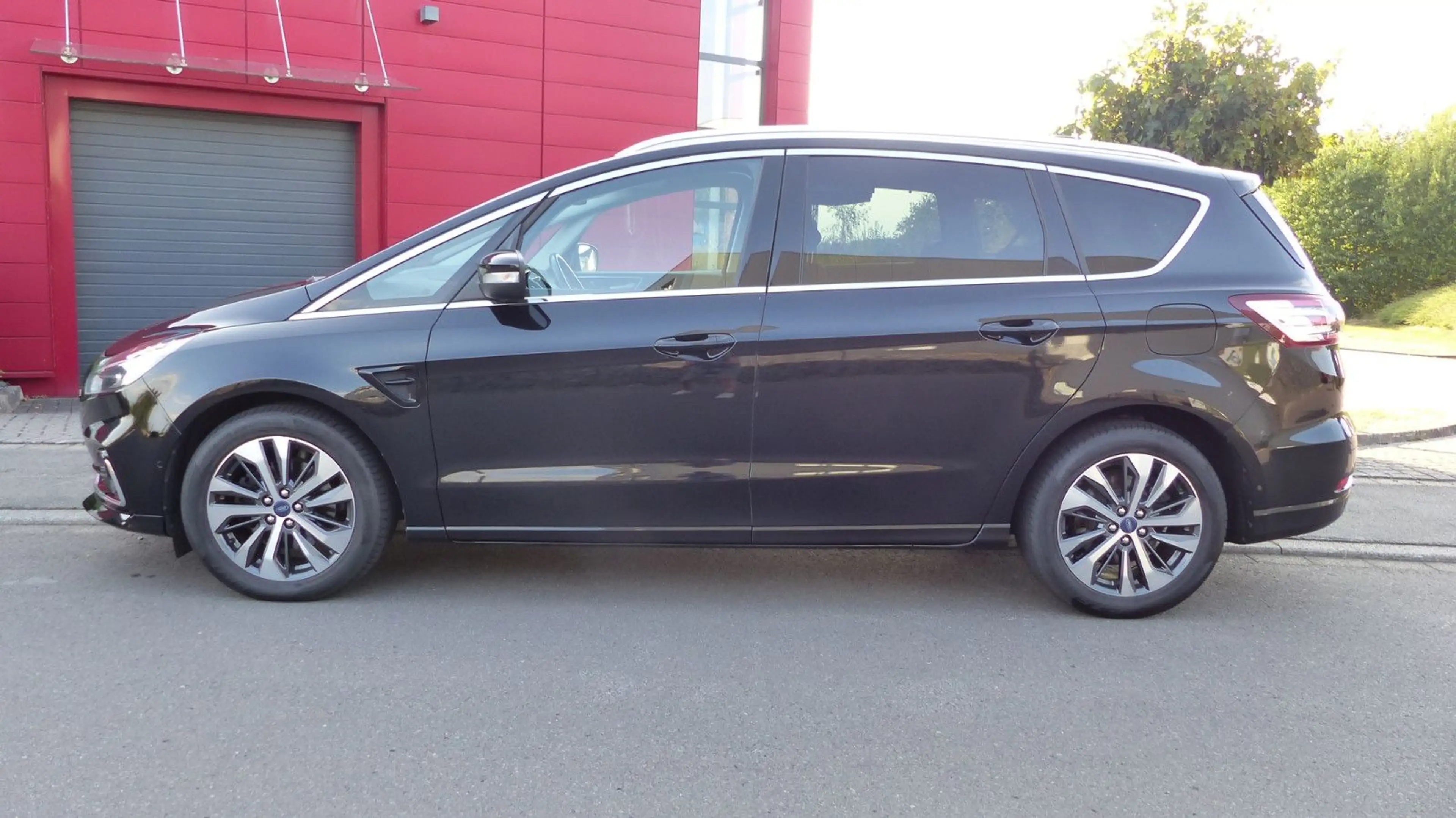 Ford S-Max Titanium, 7 Sitzer, Leder, Sony, AHK, Aut. — photo 4