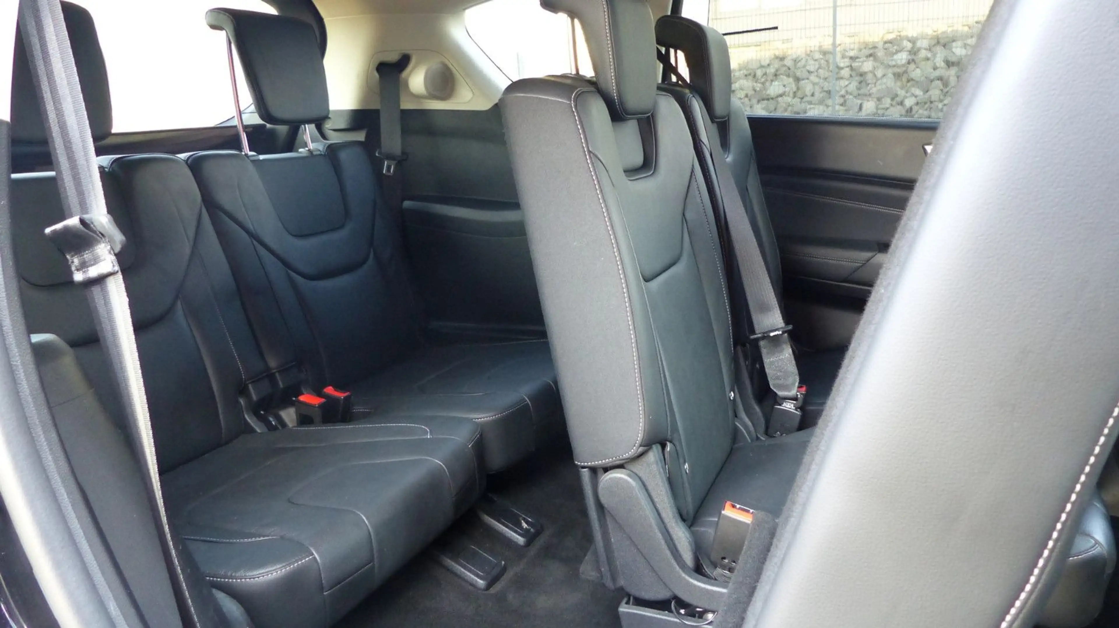 Ford S-Max Titanium, 7 Sitzer, Leder, Sony, AHK, Aut. — photo 36