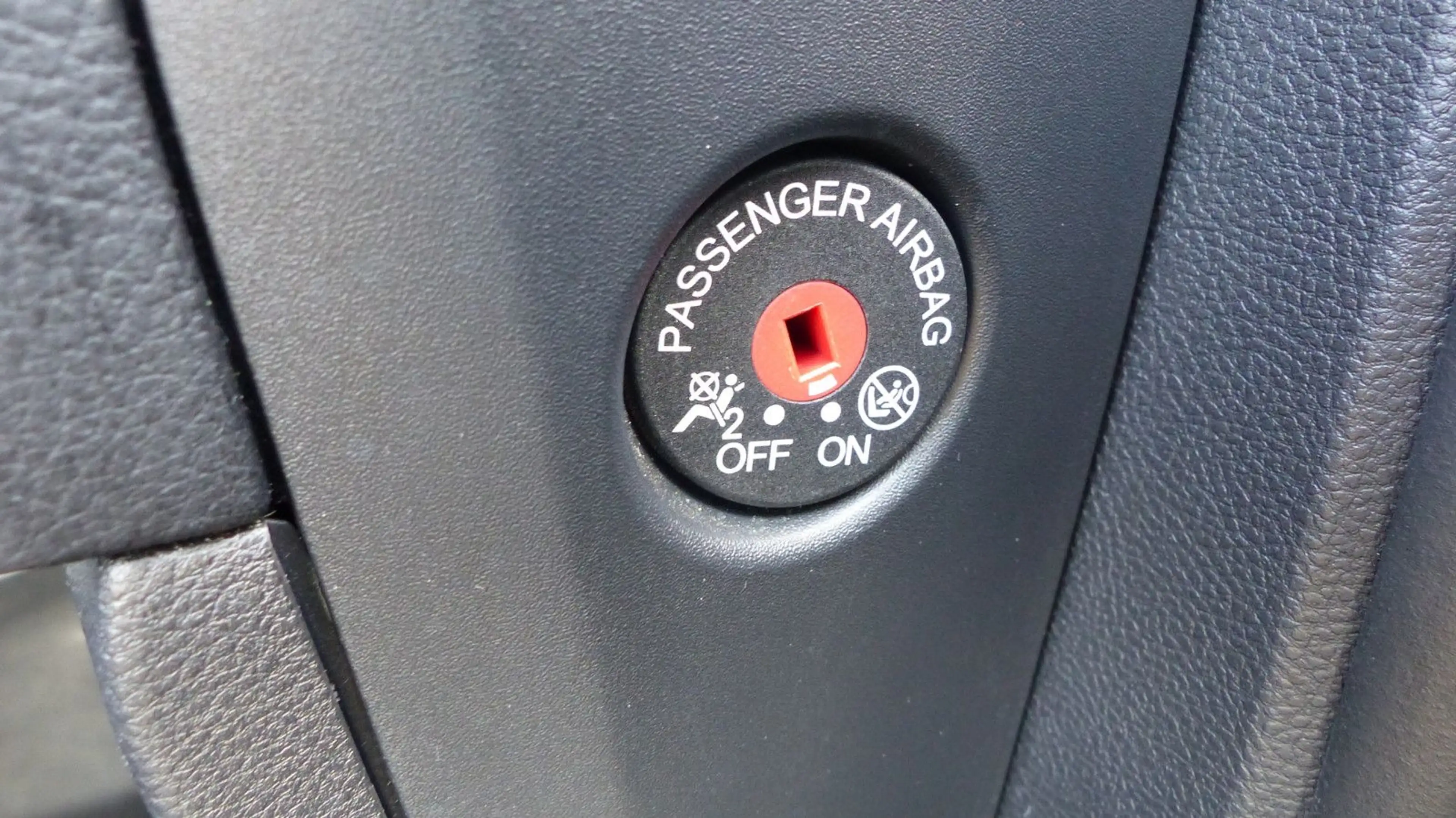 Ford S-Max Titanium, 7 Sitzer, Leder, Sony, AHK, Aut. — photo 37