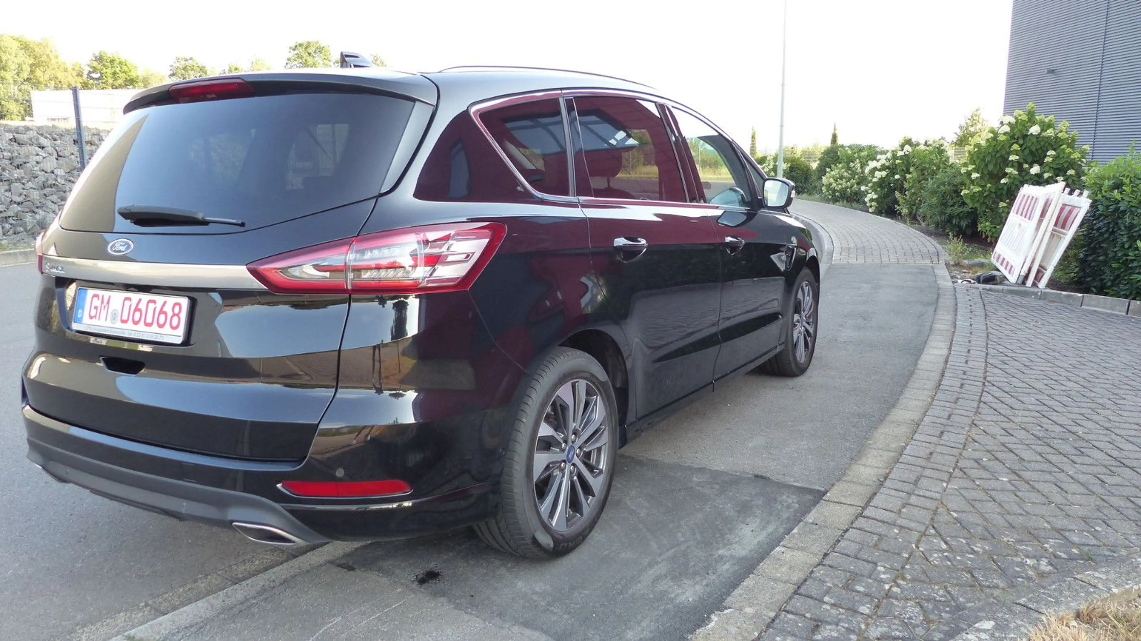 Ford S-Max Titanium, 7 Sitzer, Leder, Sony, AHK, Aut. — photo 7