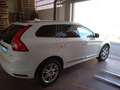 Volvo XC60 2.4D Momentum Aut. Blanco - thumbnail 3