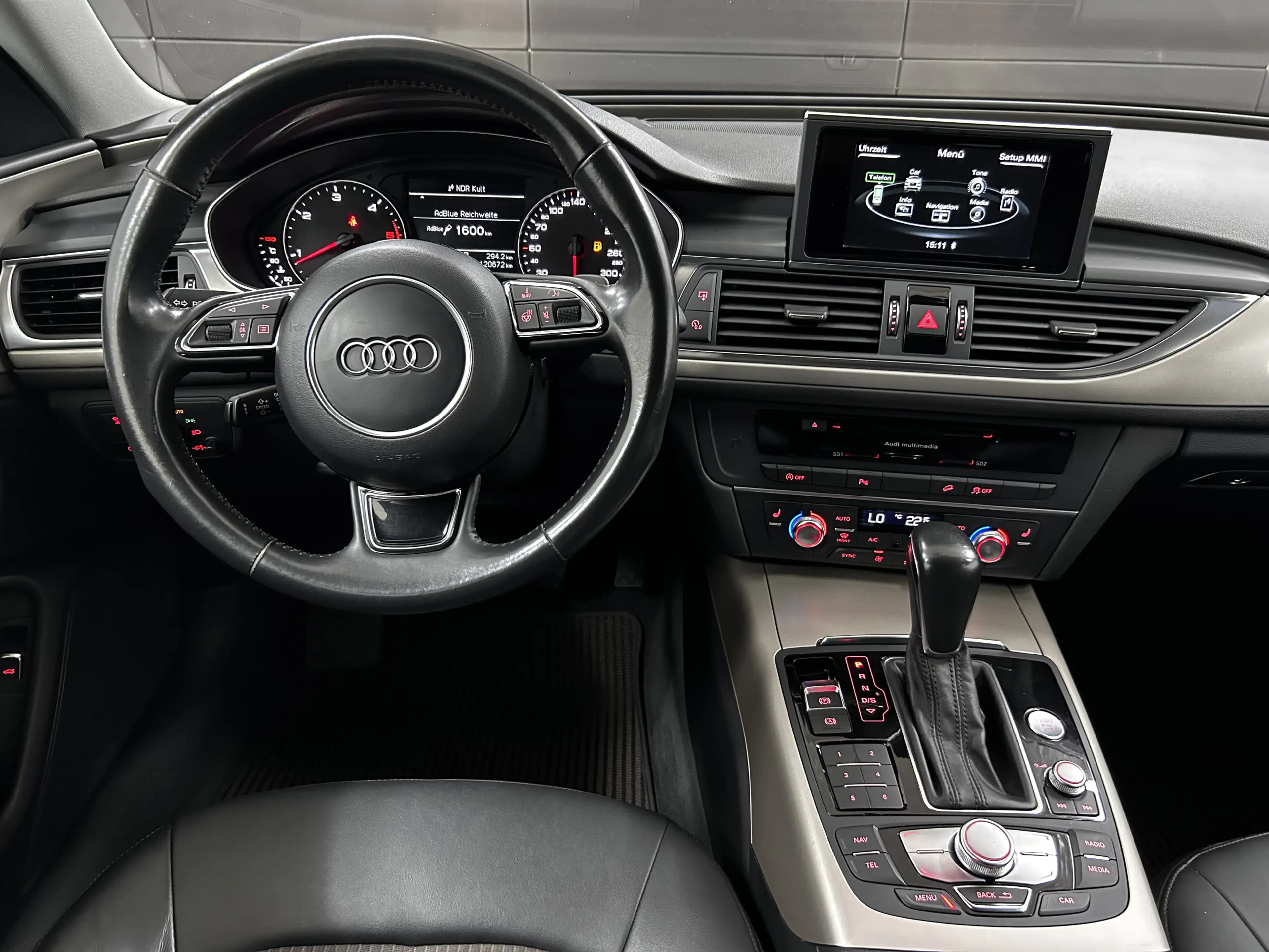 Audi A6 allroad 3.0 TDI+AHK+Quattro+Xenon+Kam+Temp — photo 12