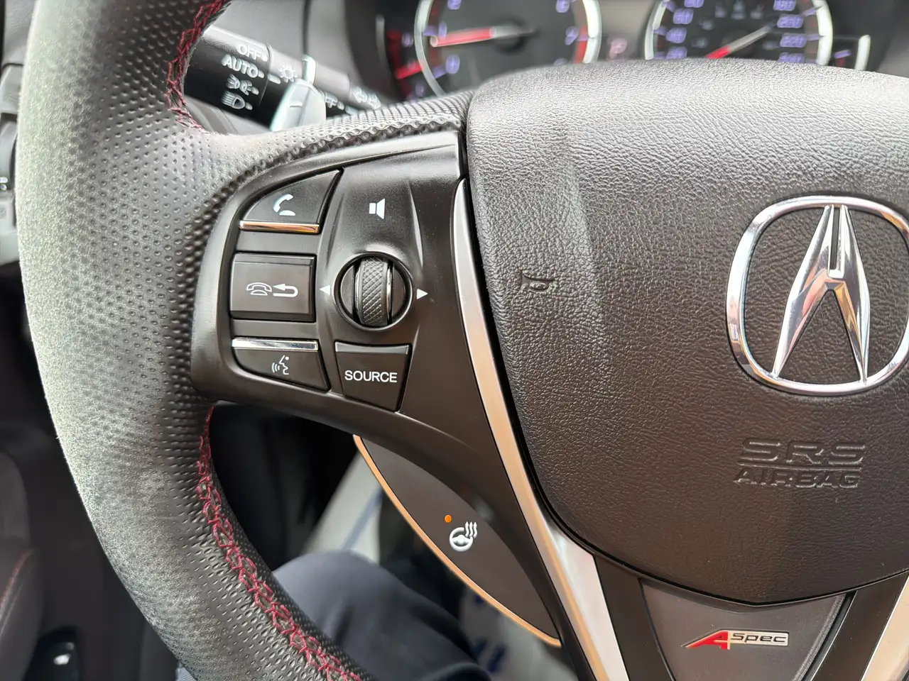 Acura MDX снимка Acura MDX