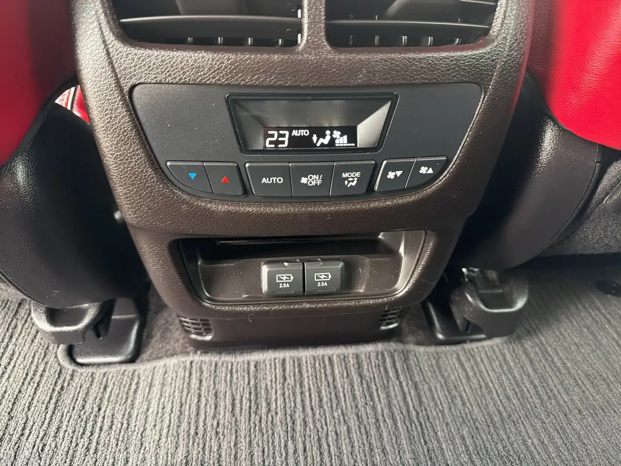 Acura MDX снимка Acura MDX
